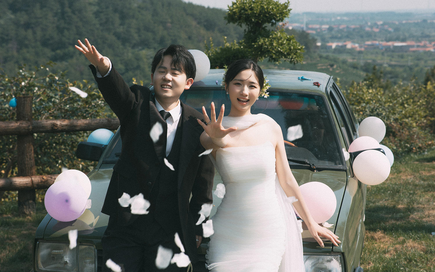 Ms Yu & Mr Nie