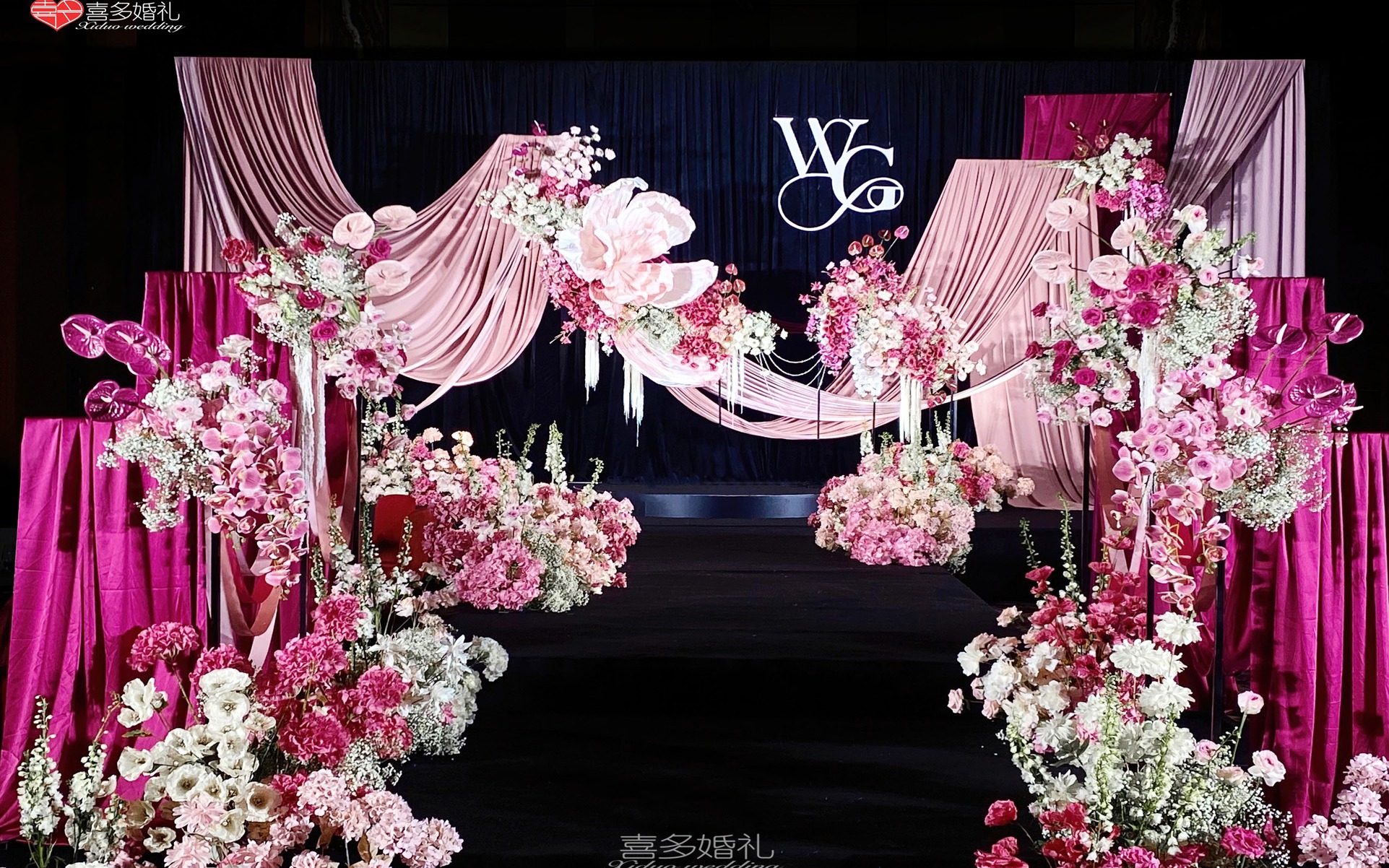【喜多婚礼】金鸿二楼山水厅粉色系布幔造型婚礼