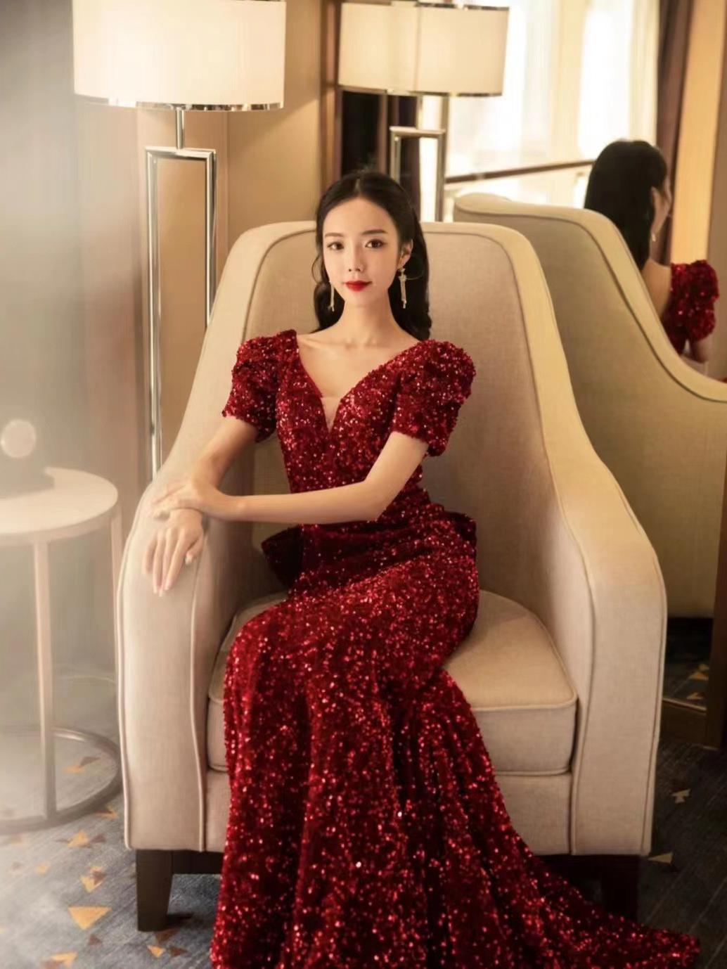 丝绒公主风敬酒服