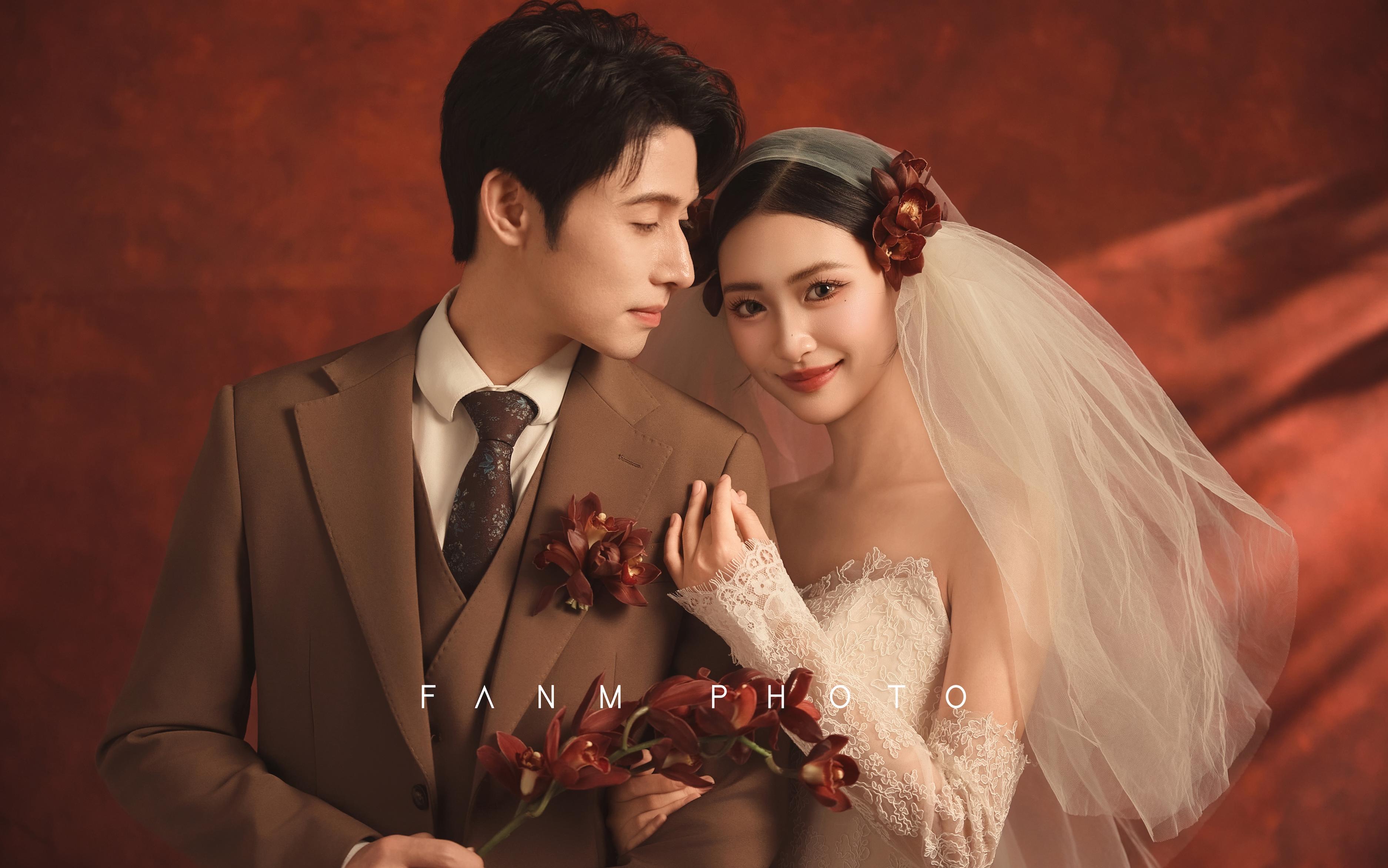 [出片推荐]暖调油画风婚纱照 复刻电影级温柔质感