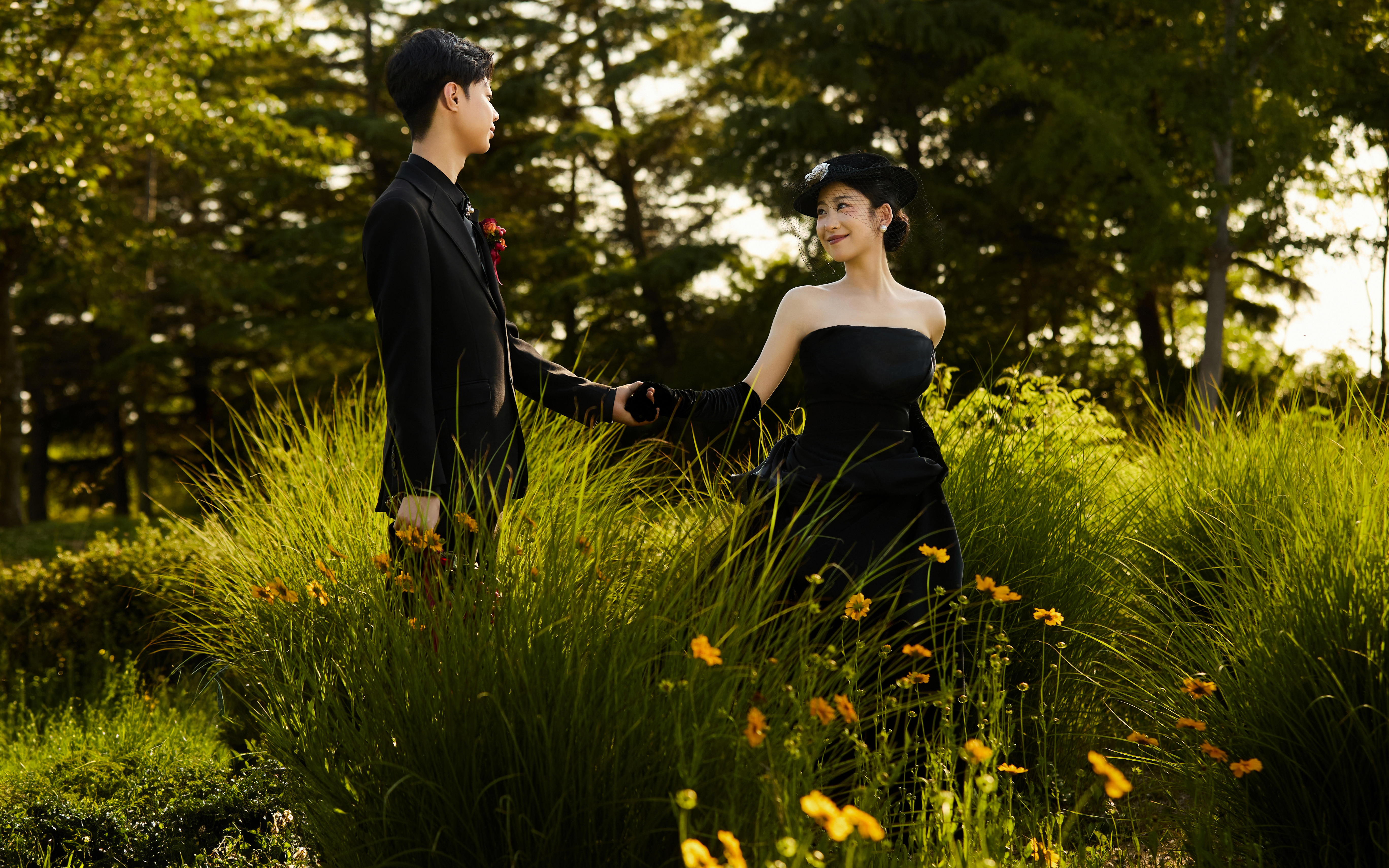 客片｜暗黑系浪漫暴擊森系婚紗照