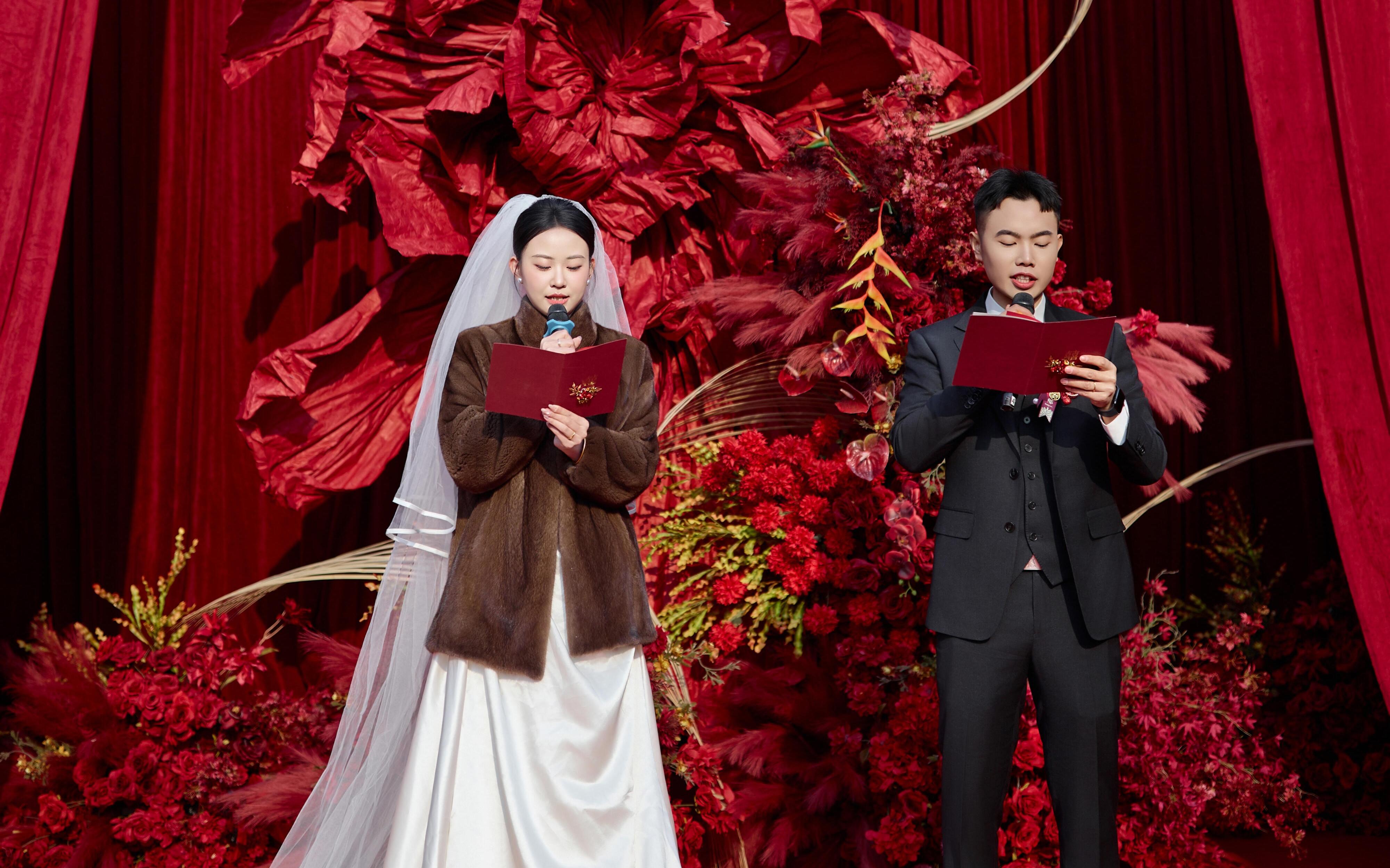 【红妆】自家小院里的红色系婚礼