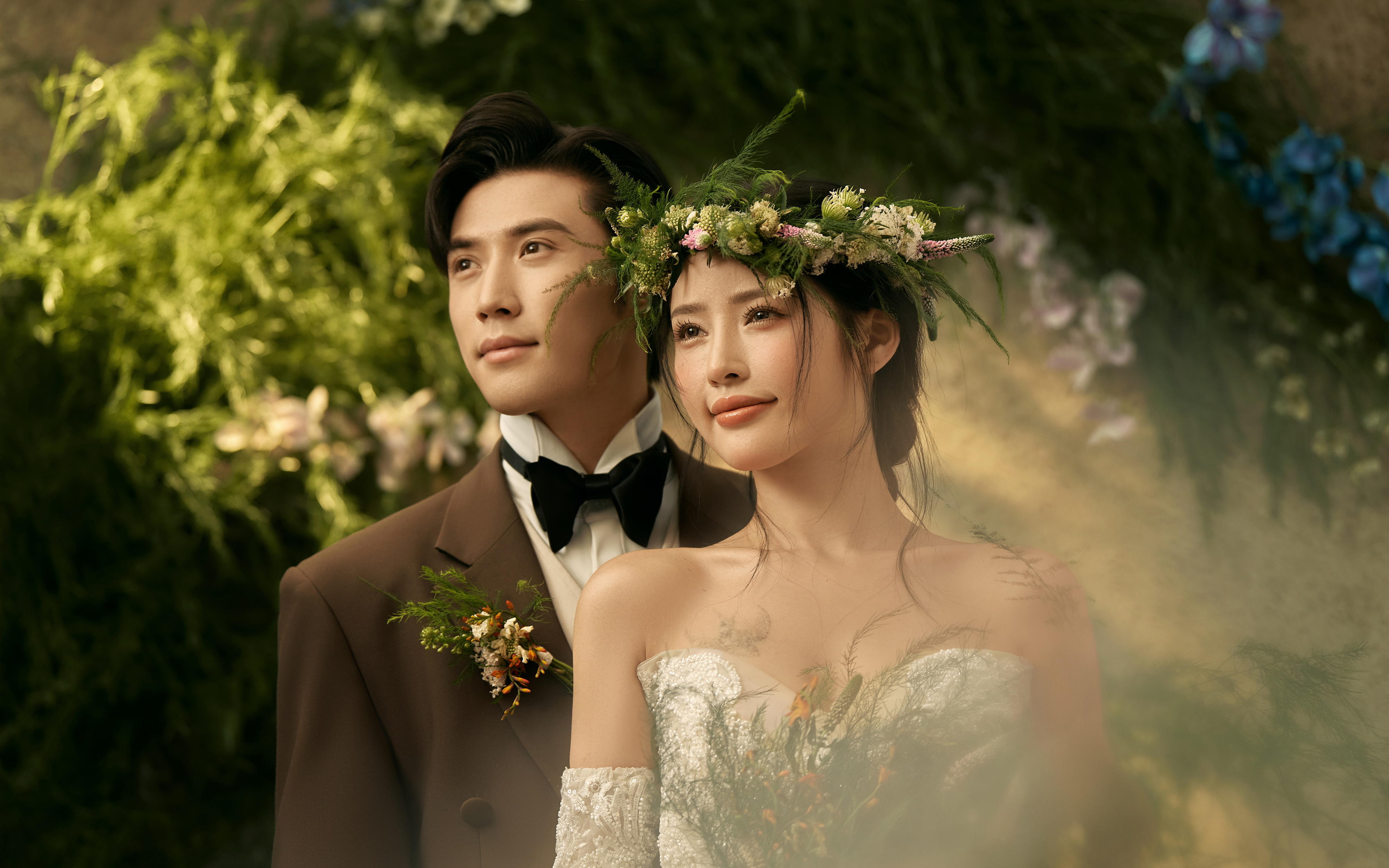 室內(nèi)南法風(fēng)婚紗照