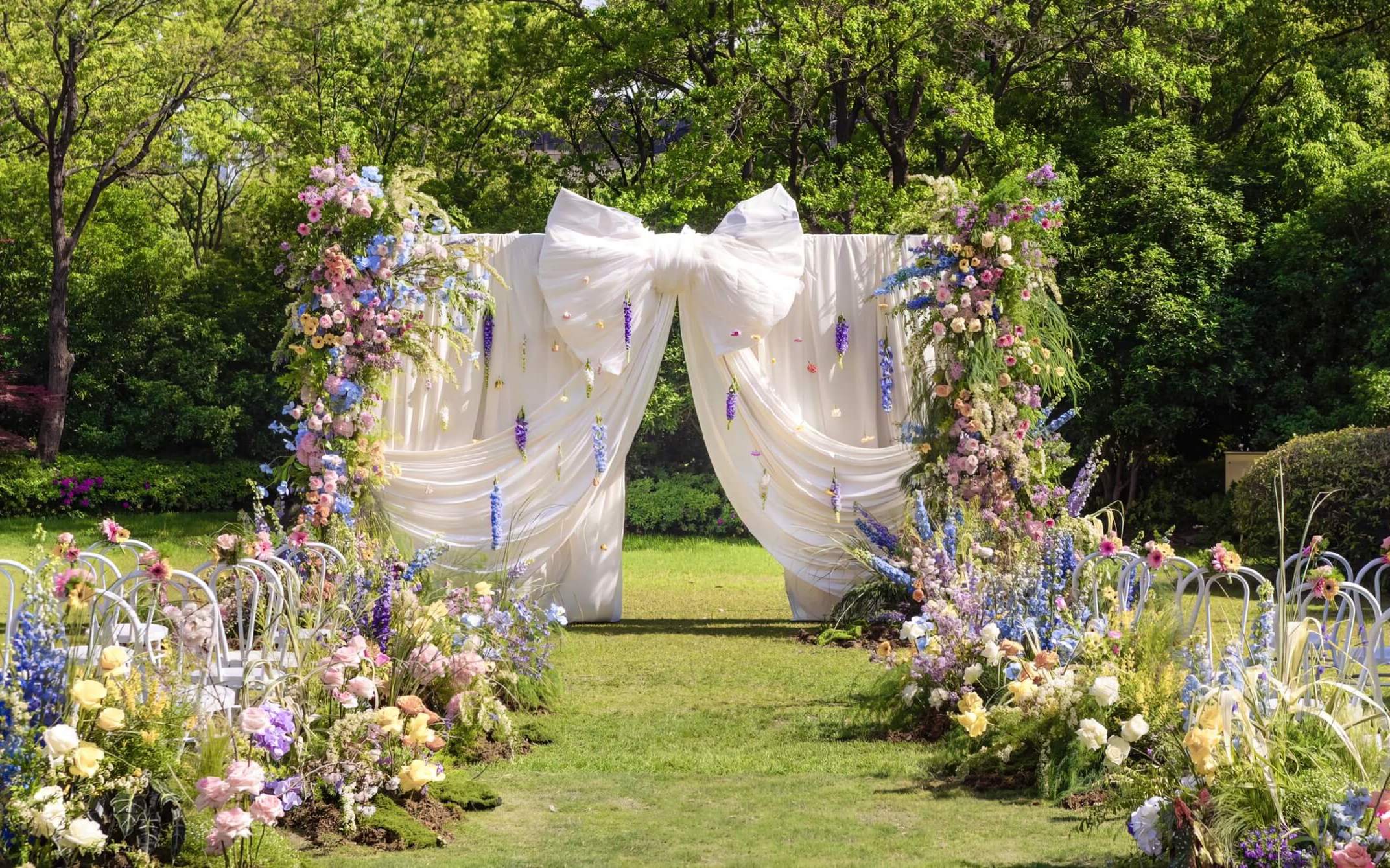 【梦幻婚庆礼仪策划】韩式布幔蝴蝶结草坪婚礼