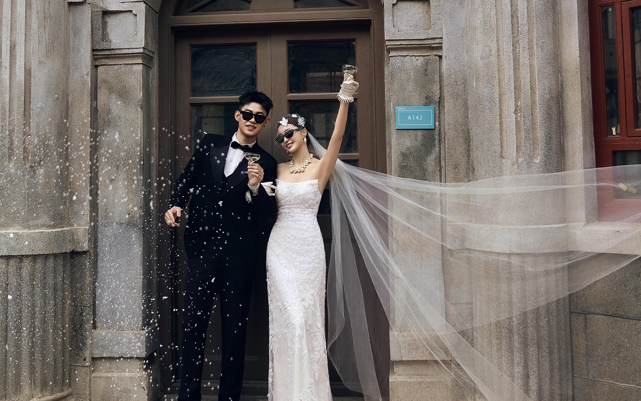 客片成片|輕松拿捏紀(jì)實街拍婚紗照