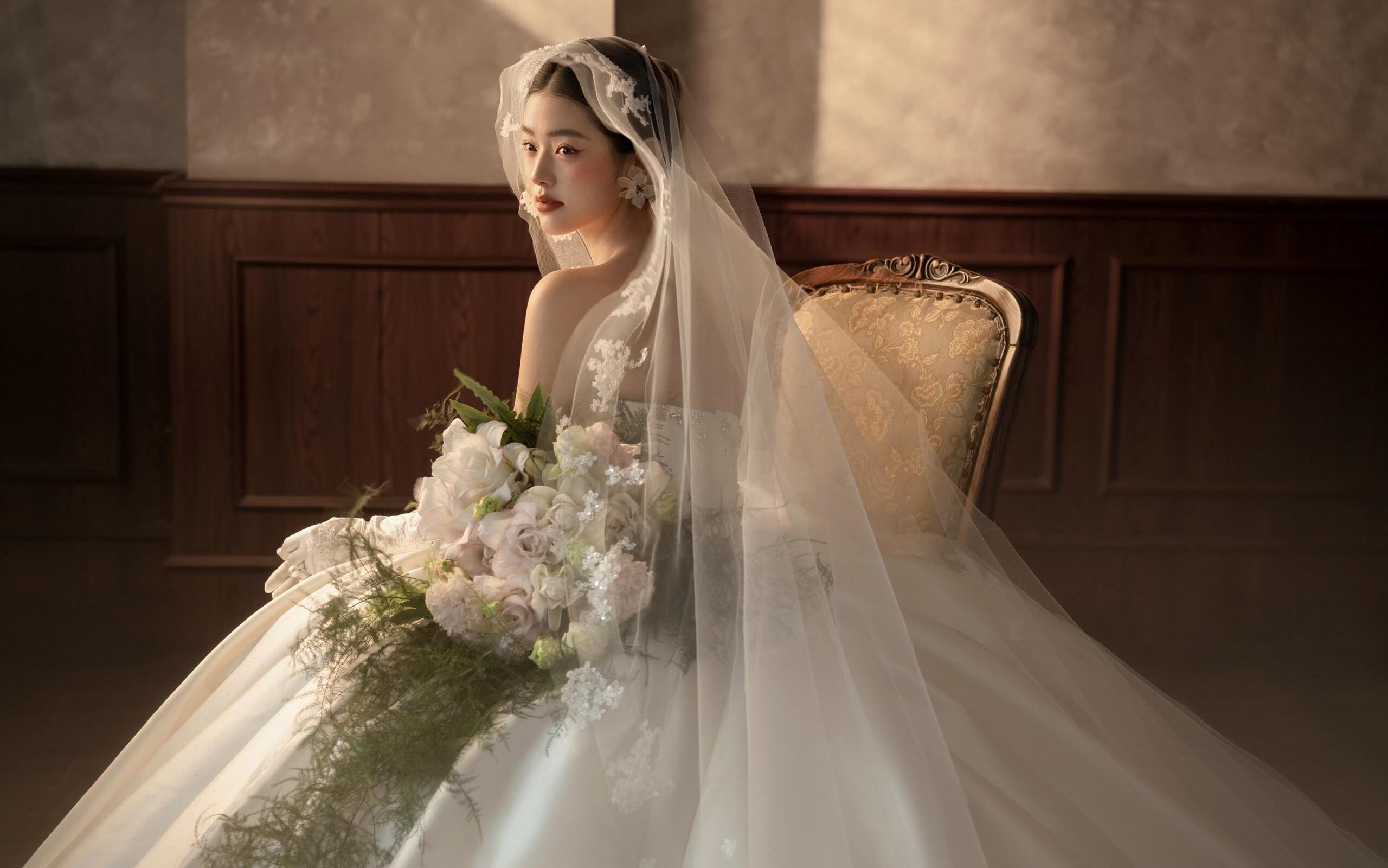 高級感 復(fù)古婚紗照