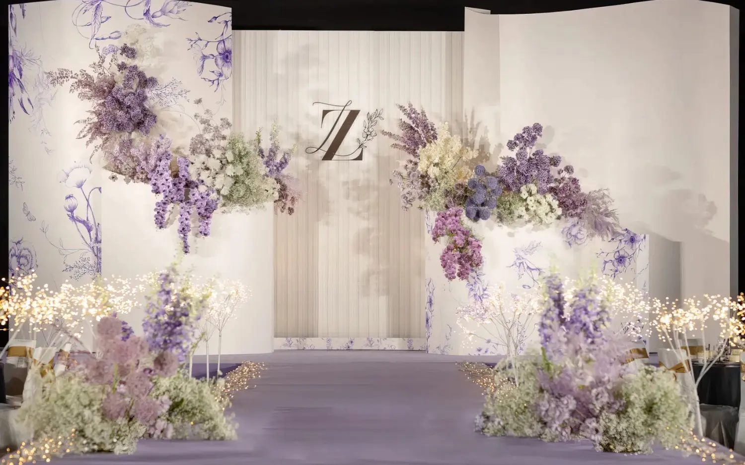 心動紫韻，浪漫婚禮的優(yōu)雅啟幕