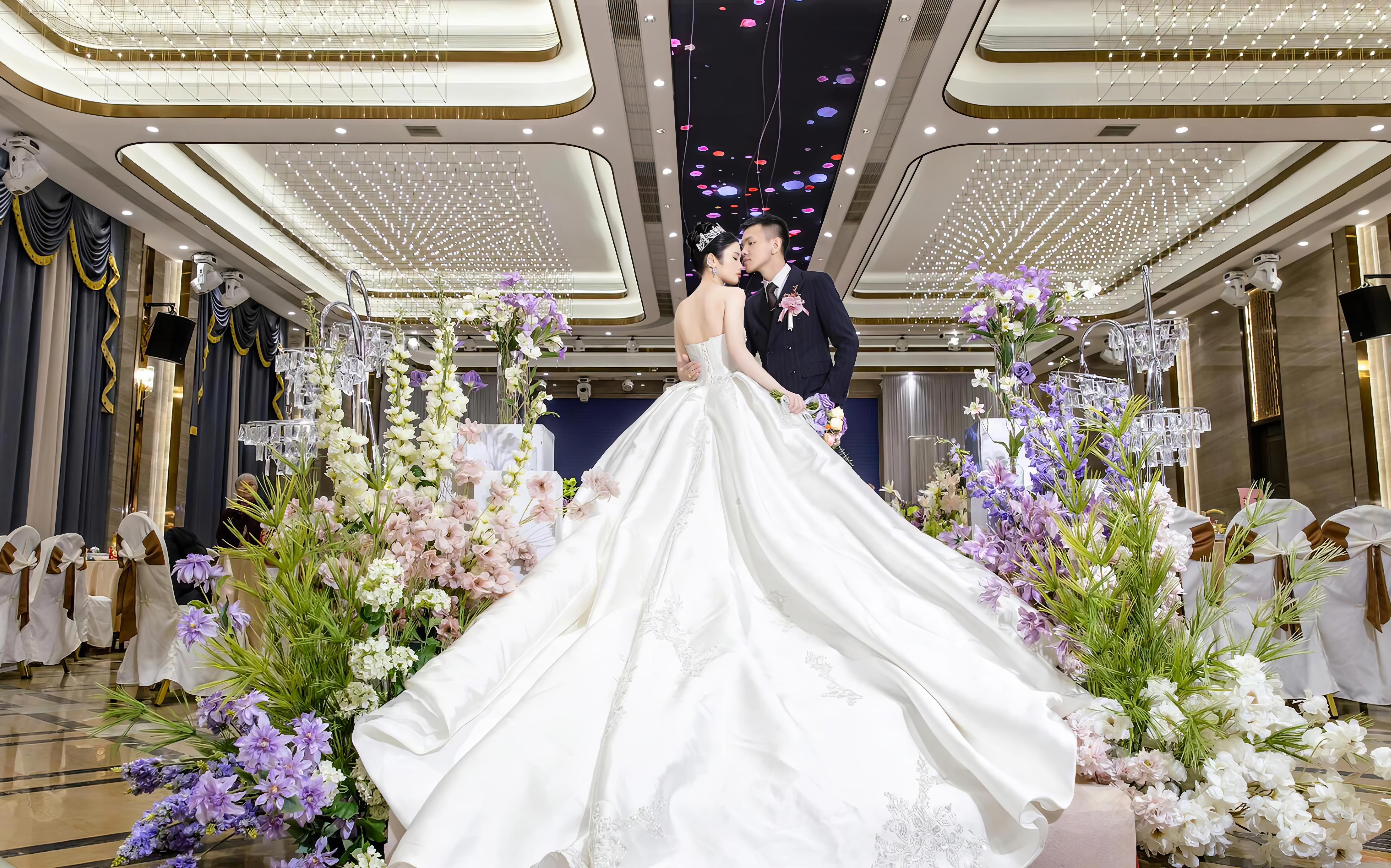 【上禧】白紫色系电子屏婚礼