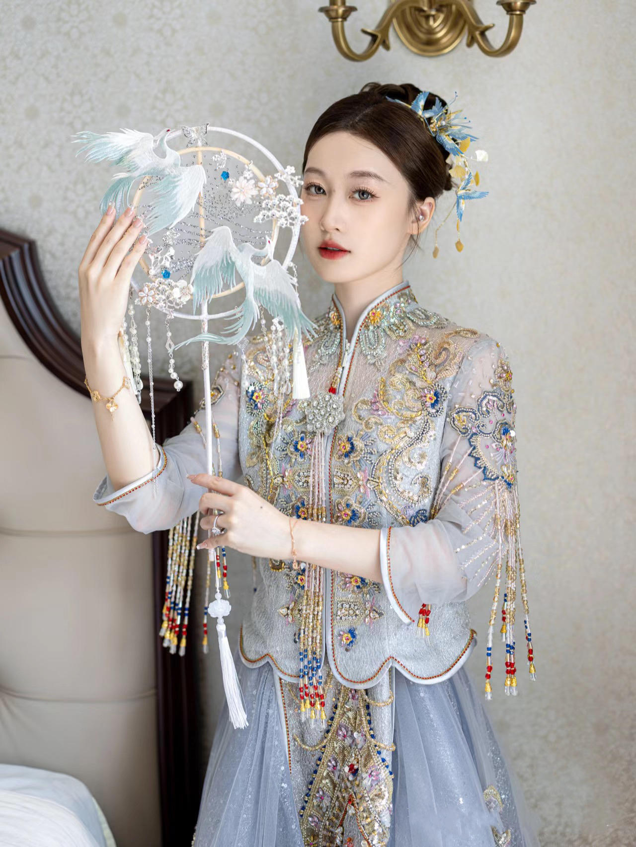 夏天好看的蓝色秀禾服