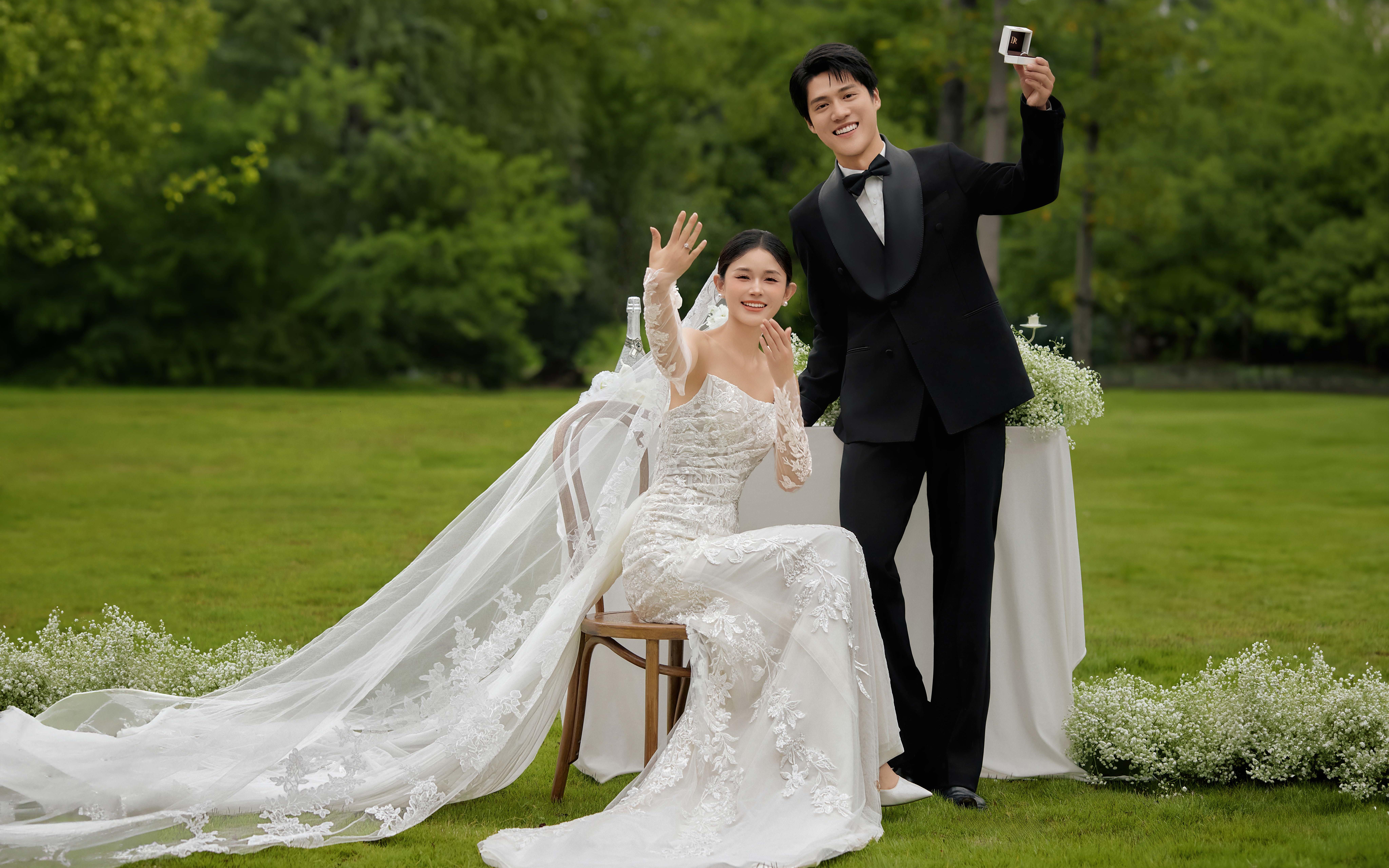 像韩剧婚礼现场 超chill森系婚纱照