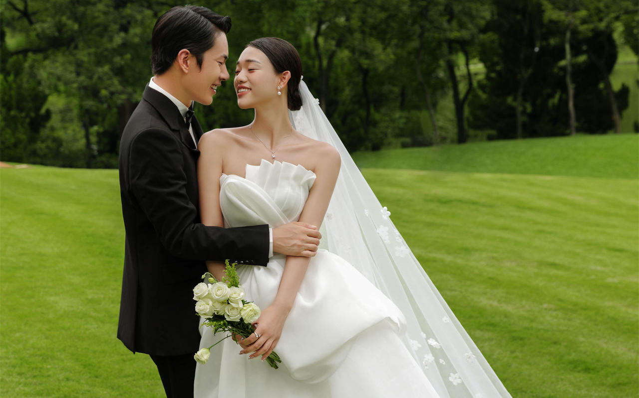 贾先生&向女士