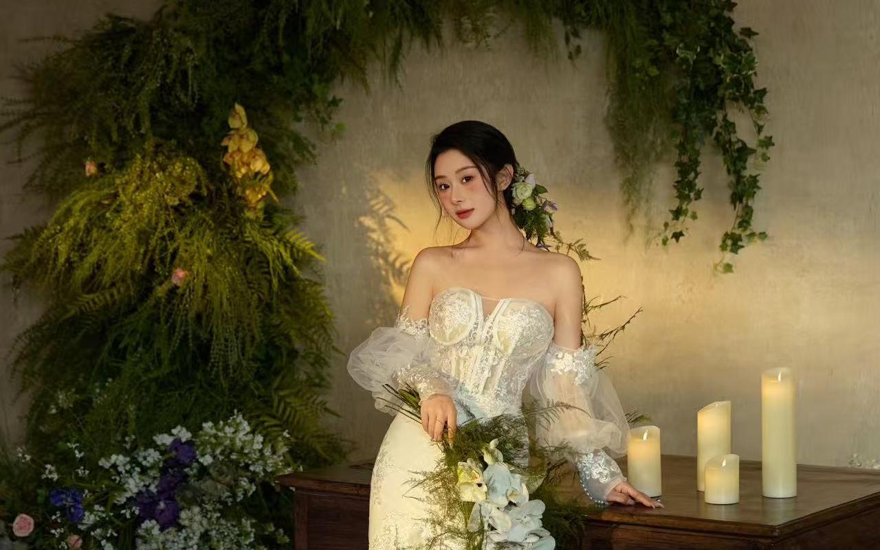 氛圍感的神??復(fù)古風(fēng)婚紗照心動一萬次