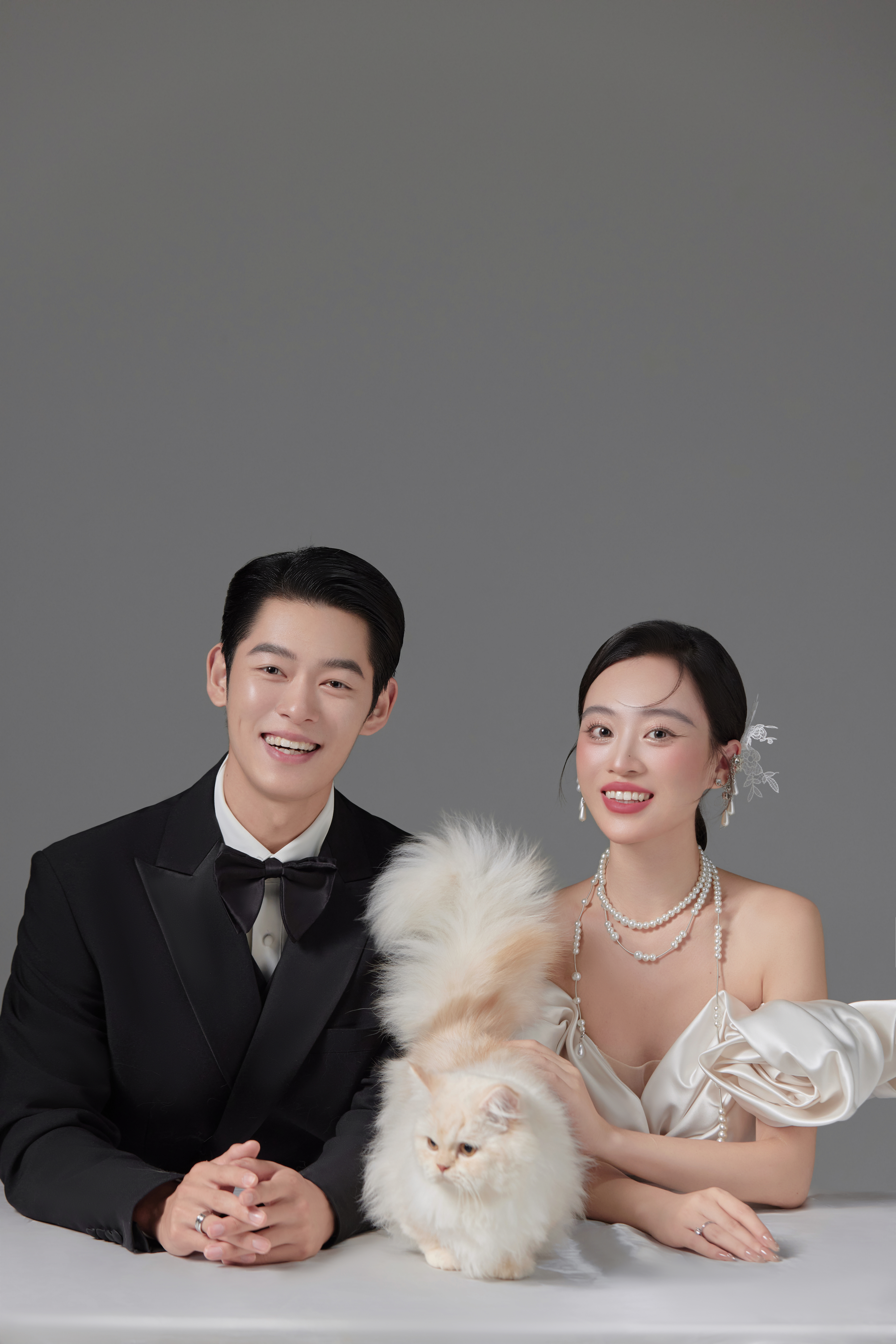 【特价套餐】极简人像婚纱照套餐3999