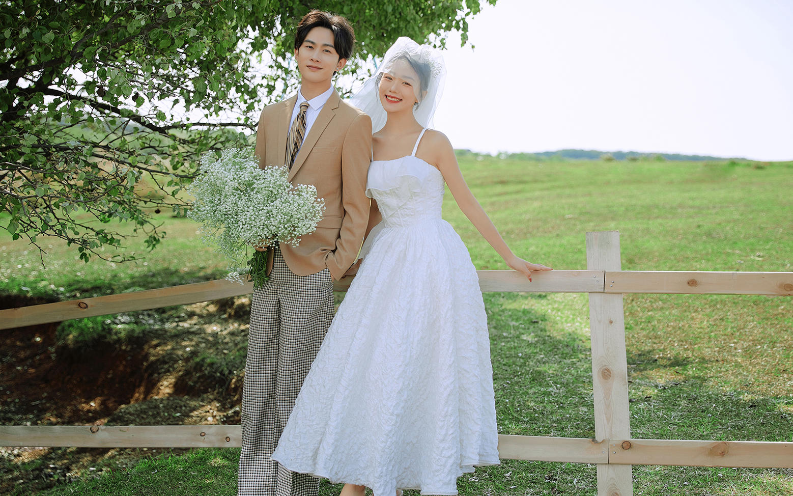 一秒入夏 爆甜的森系小清新婚紗照 