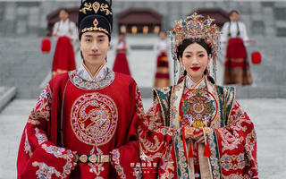 明媒正娶的画面有了🏮中式喜嫁汉服婚纱照
