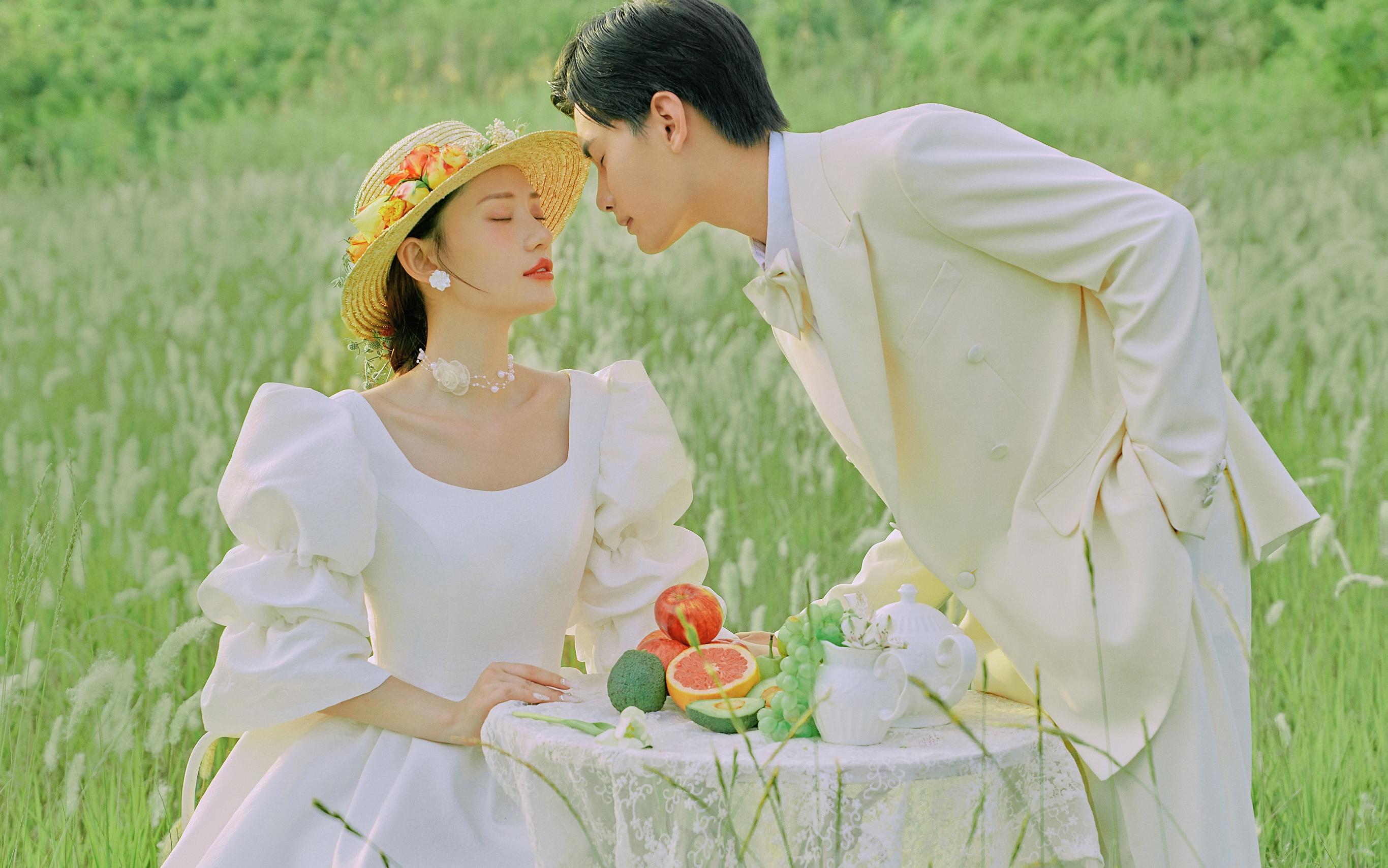 复古油画婚纱照 收货刷爆朋友圈的高级美照