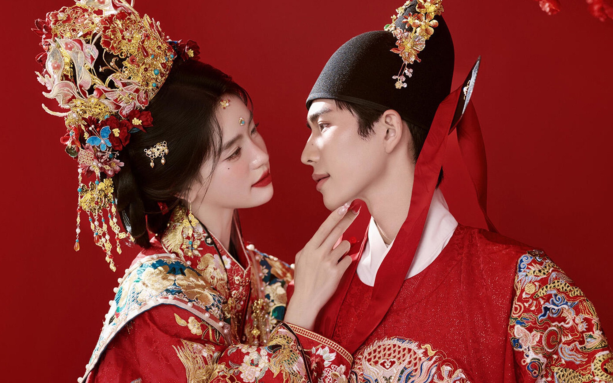 明制汉婚太绝了✨气场全开的大女主婚纱照