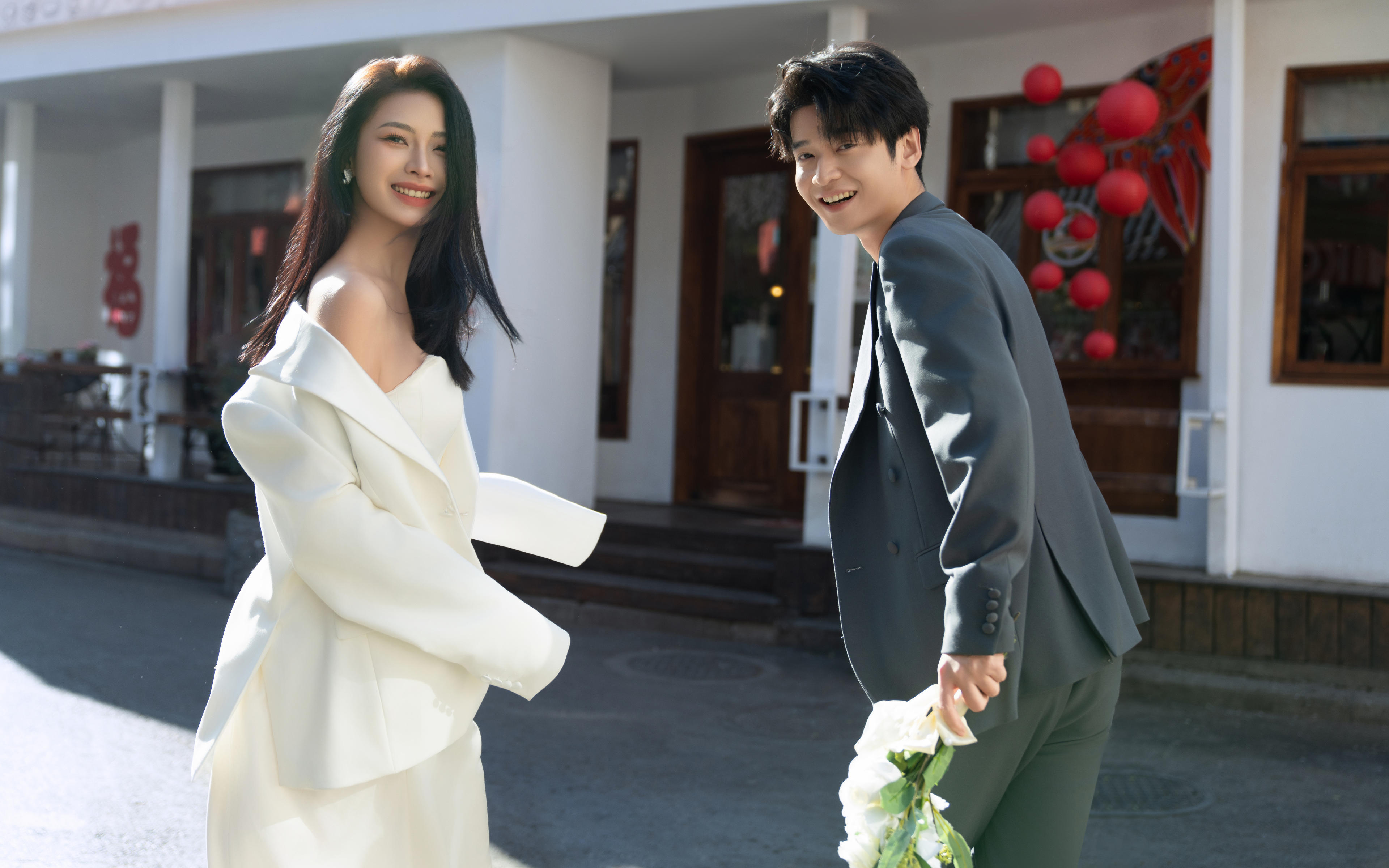 時(shí)尚小眾的西裝婚紗照真絕?備婚的姐妹快沖