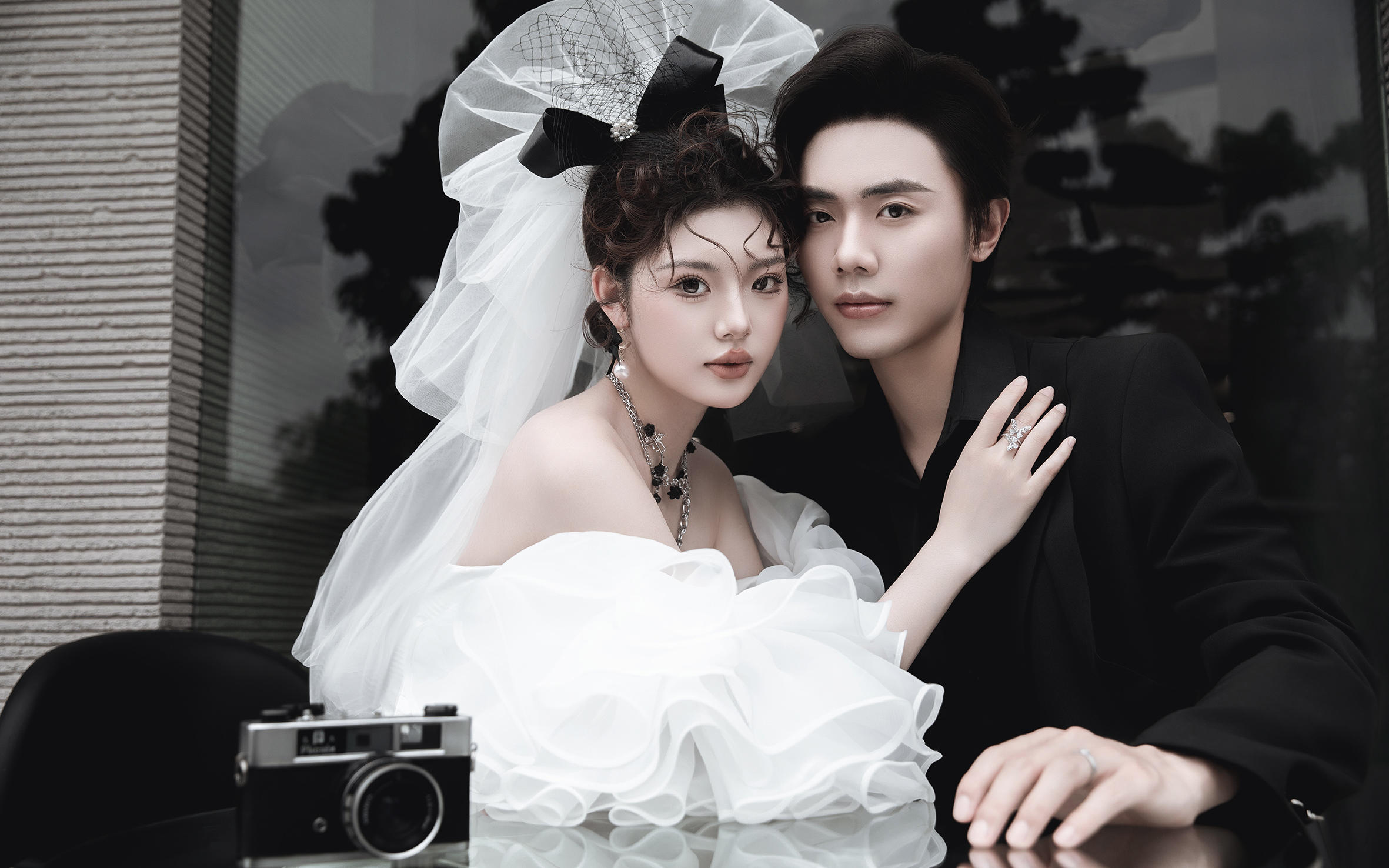吸睛十足的潮流街拍婚纱照💍你心动了吗