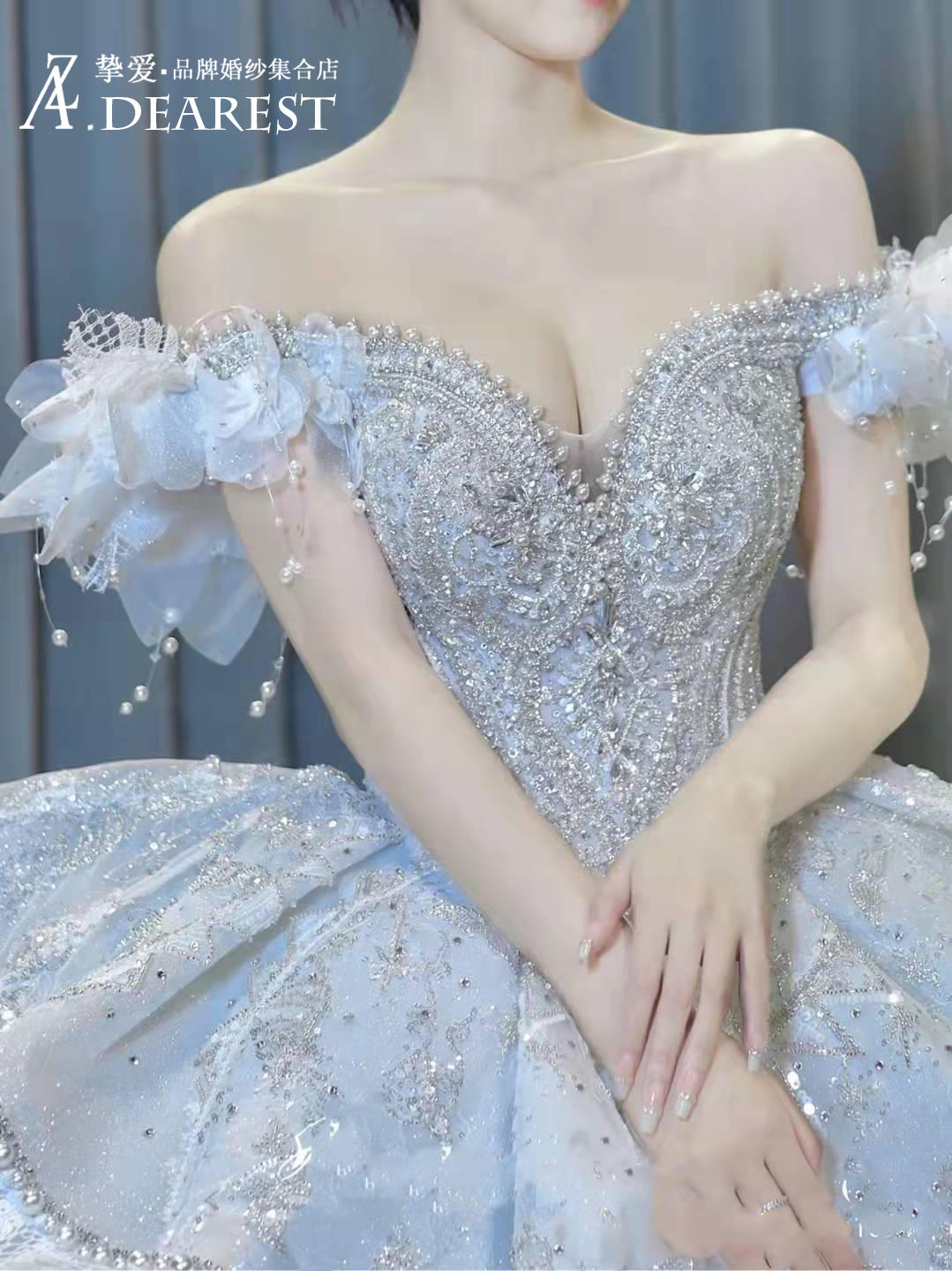 高定婚纱