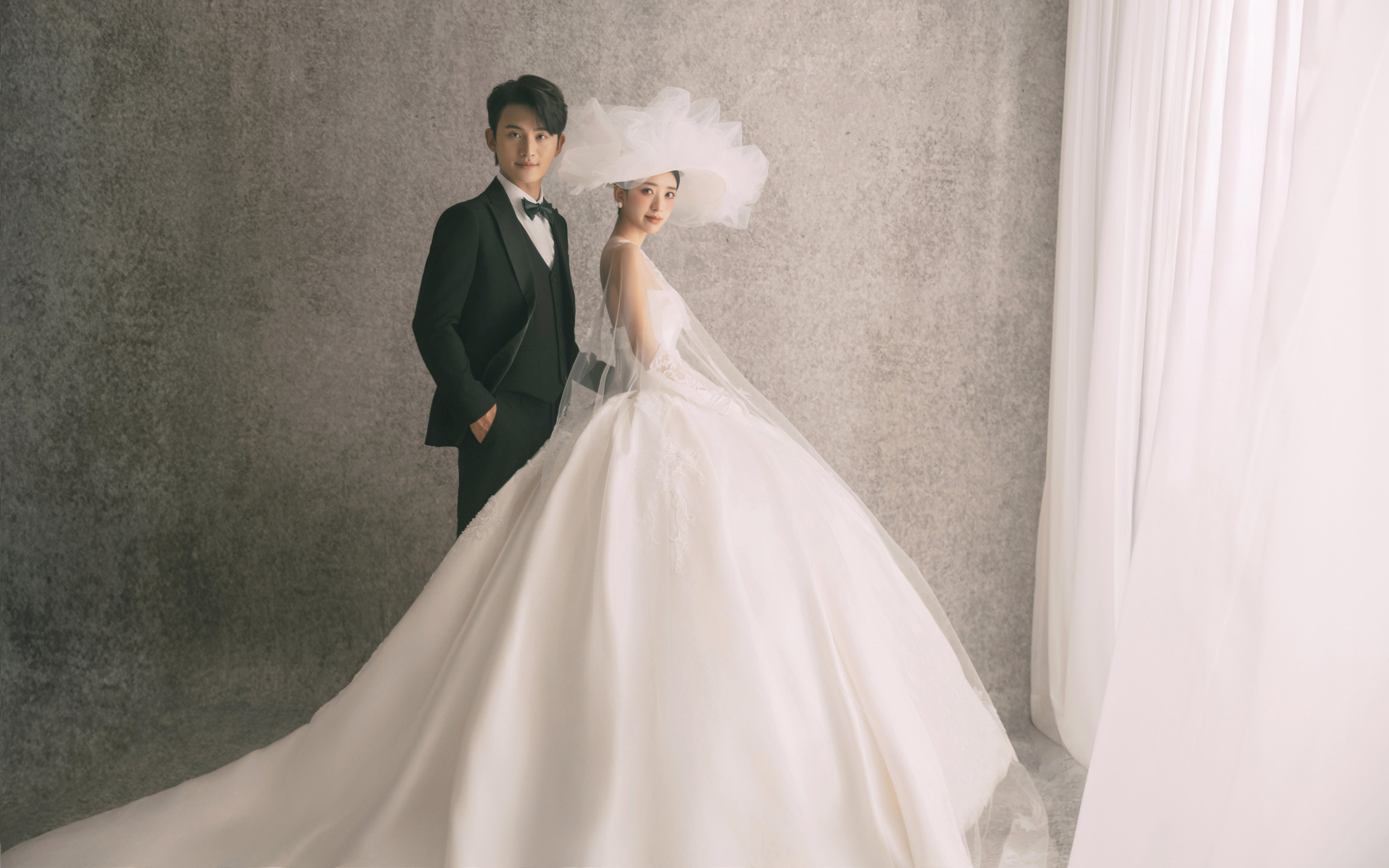 不愧是新娘严选~这组法式婚纱照美得很具体