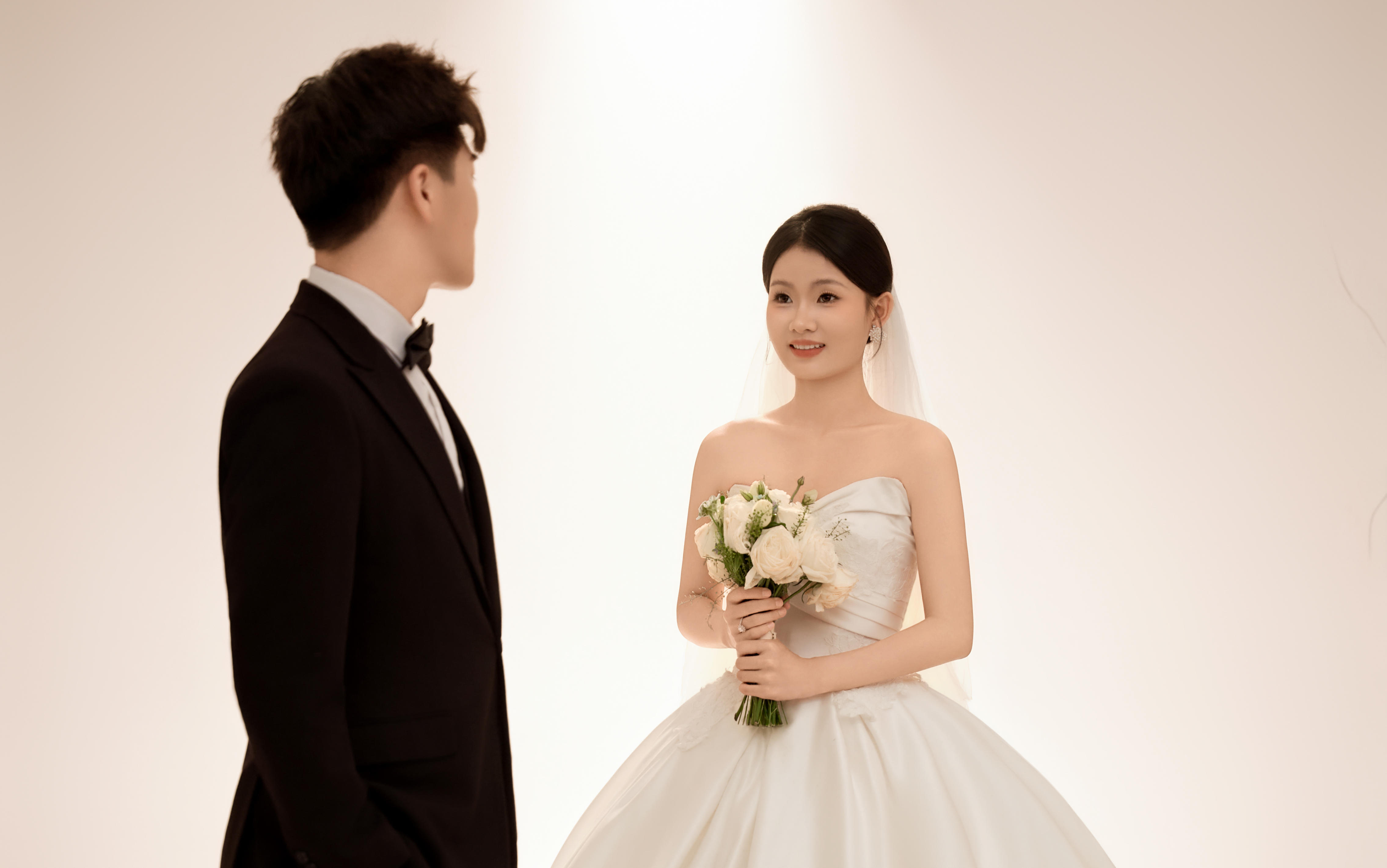 暖调的光影婚纱照太温柔了🎇