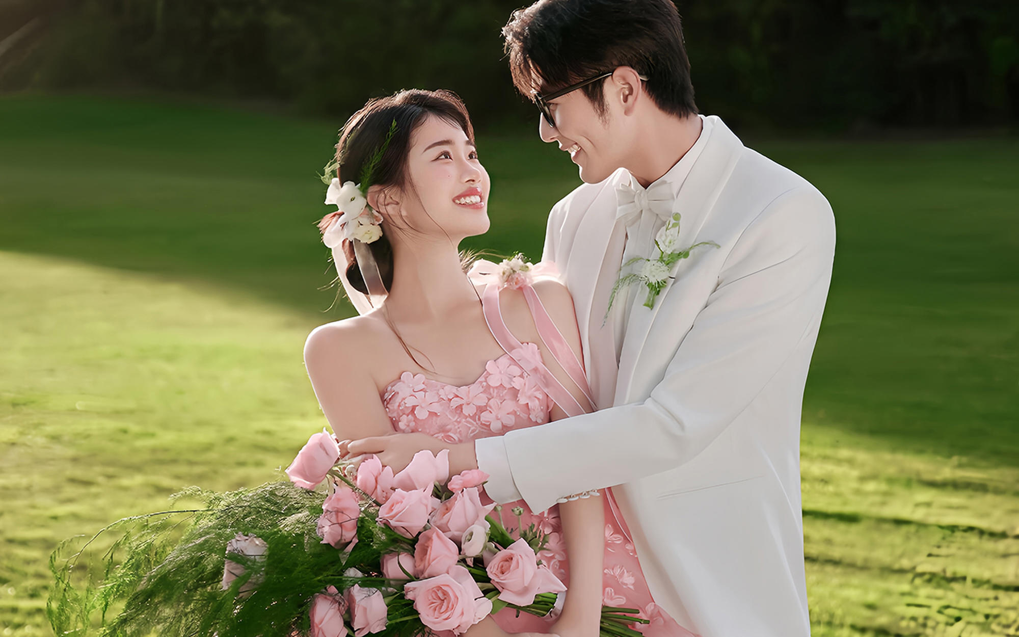 甜蜜暴擊！公主裙??草坪婚紗，美到失語??