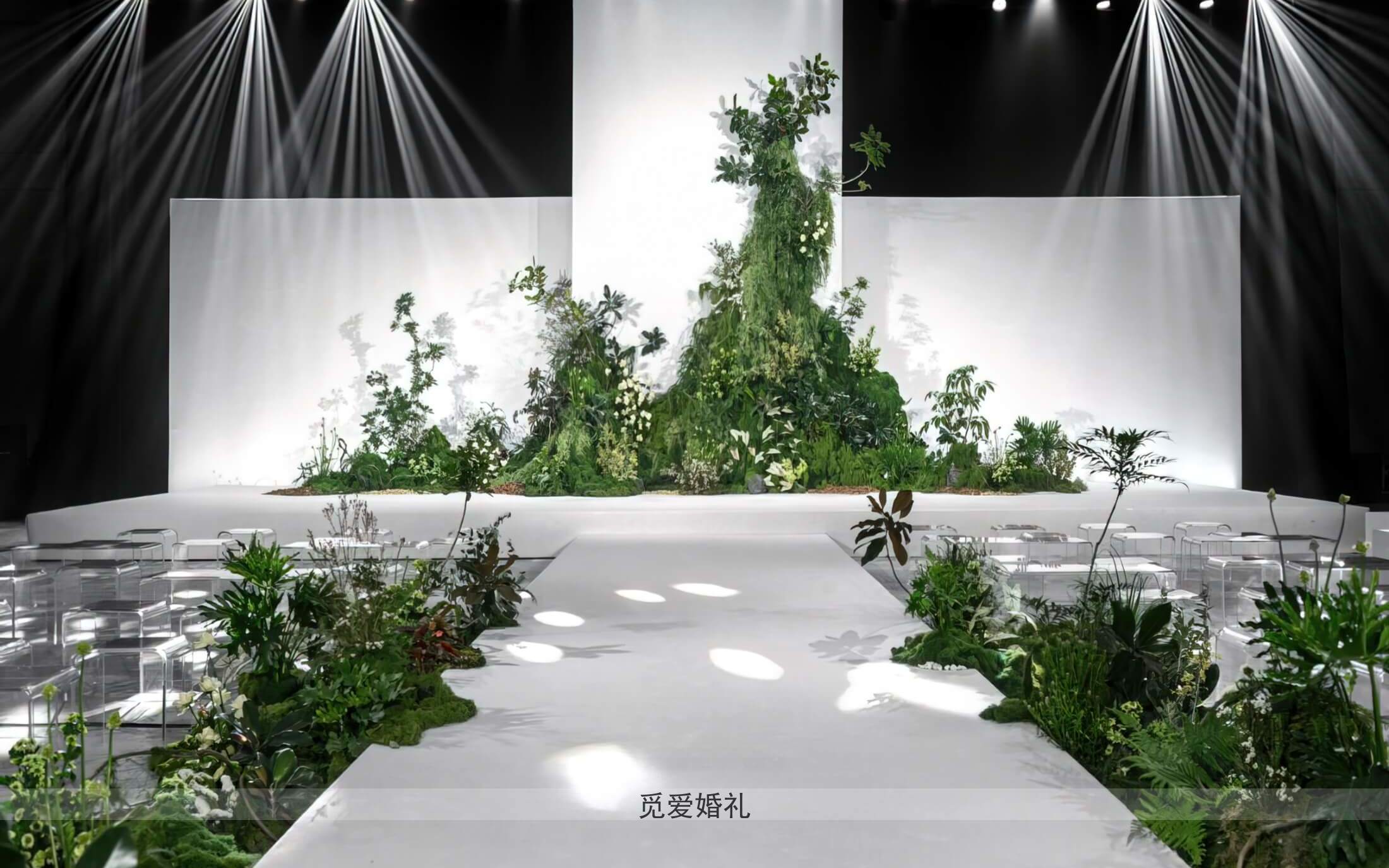 极简白绿色野生绿植婚礼