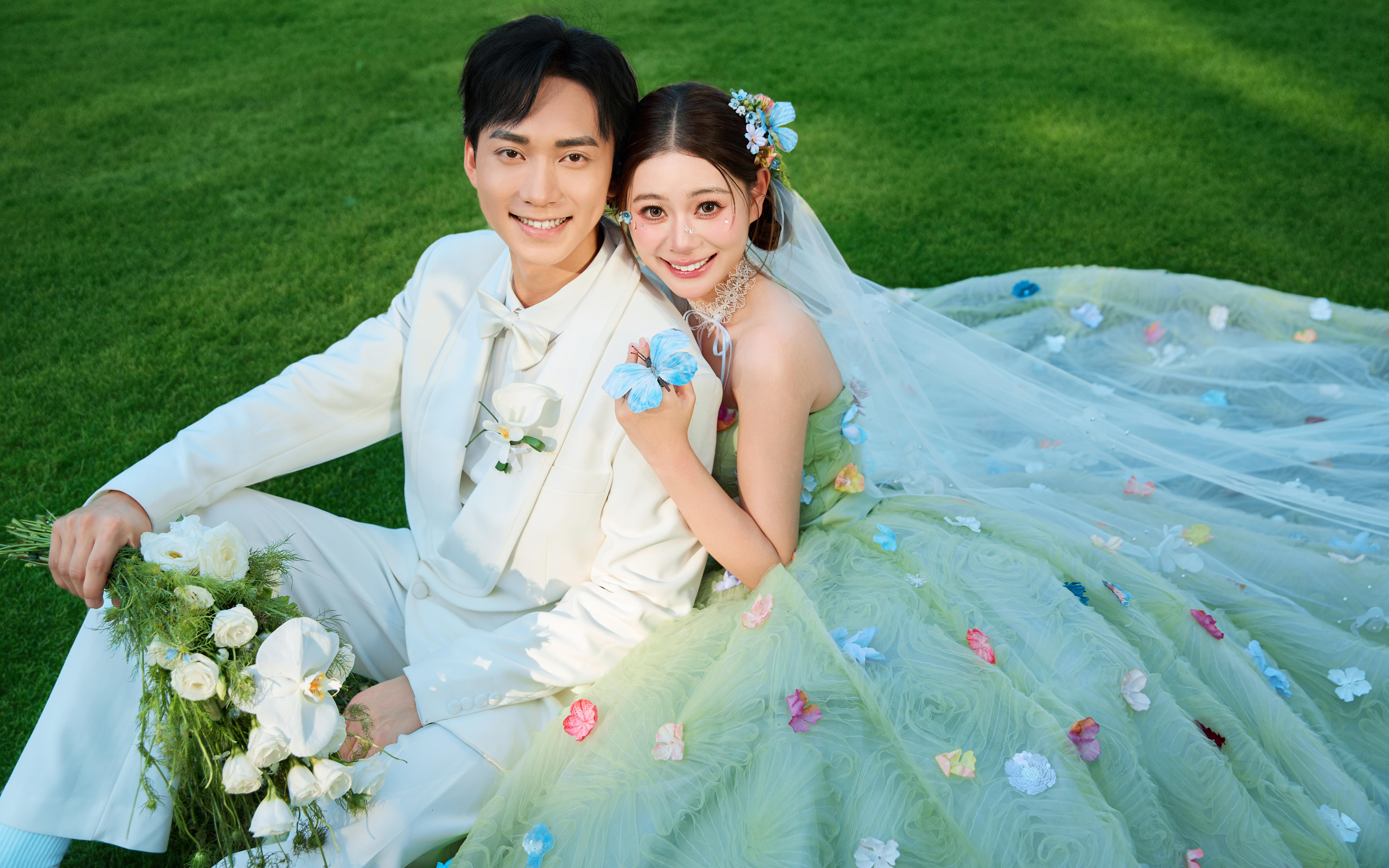  【玫瑰海岸】超有感染力的草坪婚紗照