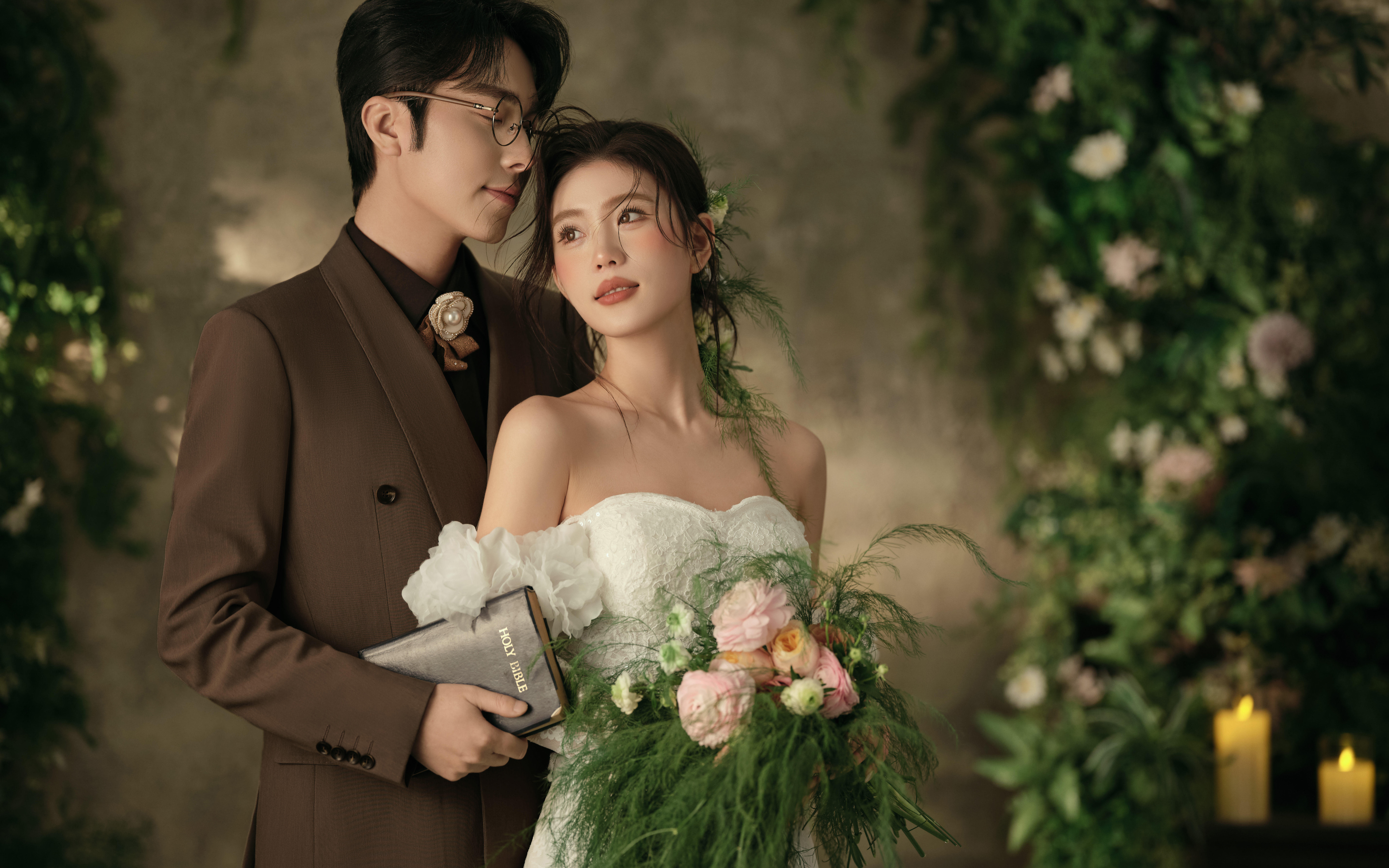 轻复古油画｜实景婚纱照｜小众室内婚纱照