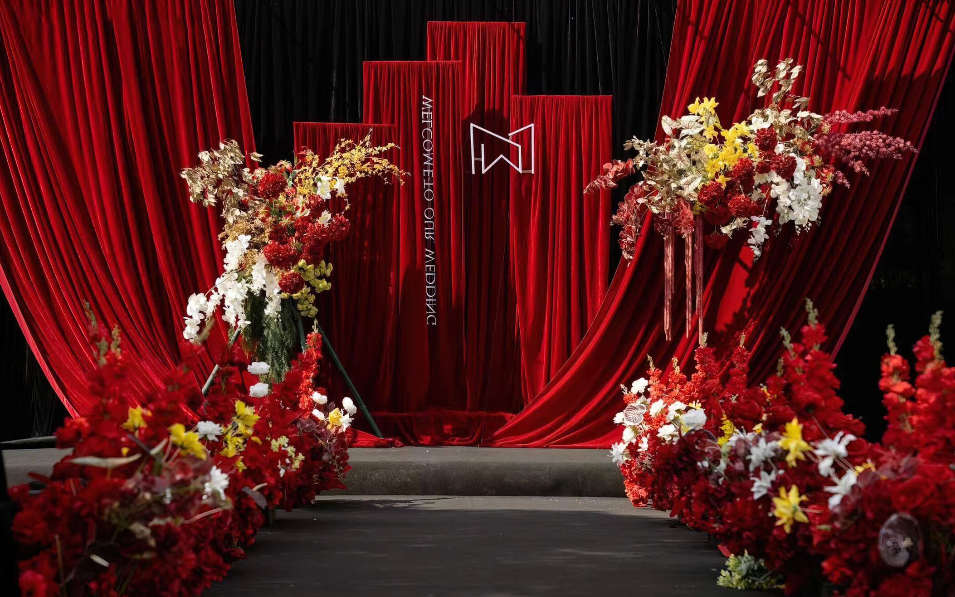 红色老家庭院婚礼