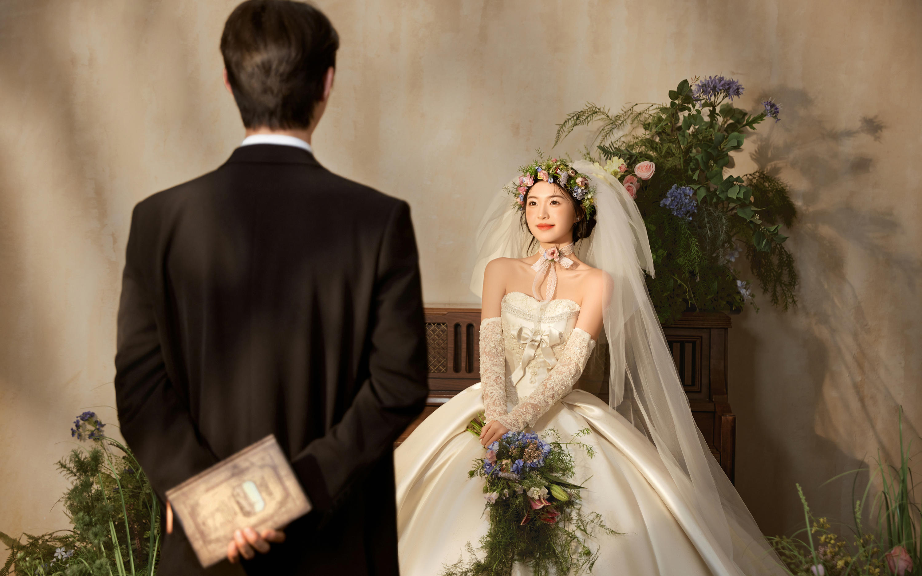 复古油画花神婚纱照