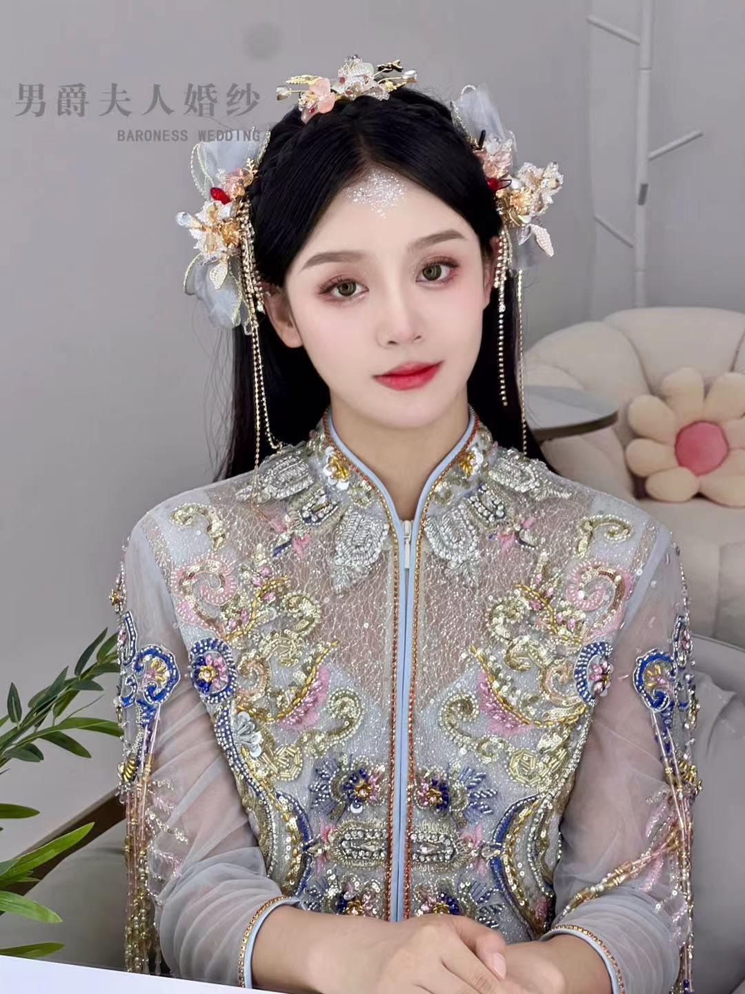 新中式秀禾妆照