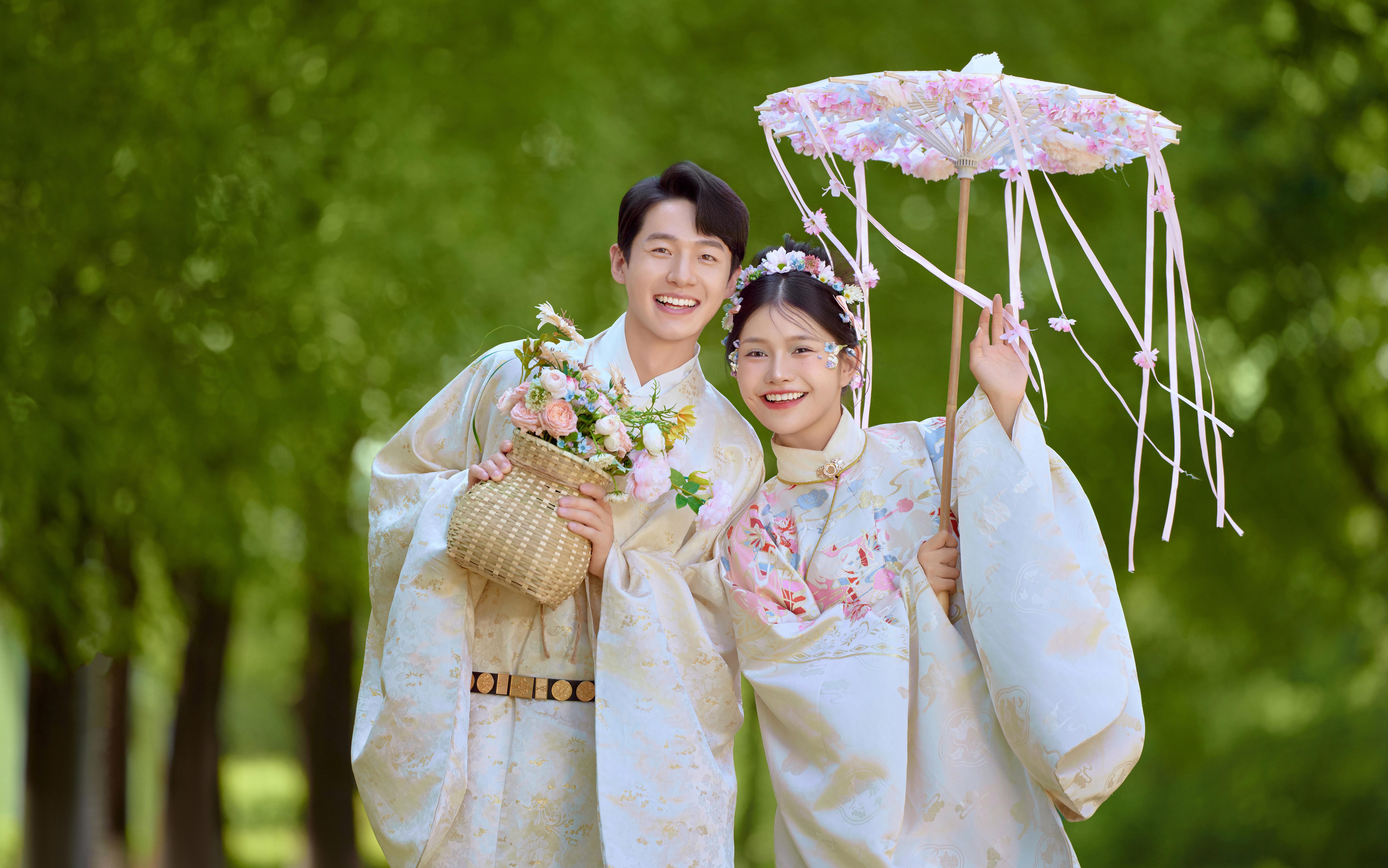 甜度爆表/演绎古装浪漫的森系汉服婚纱照