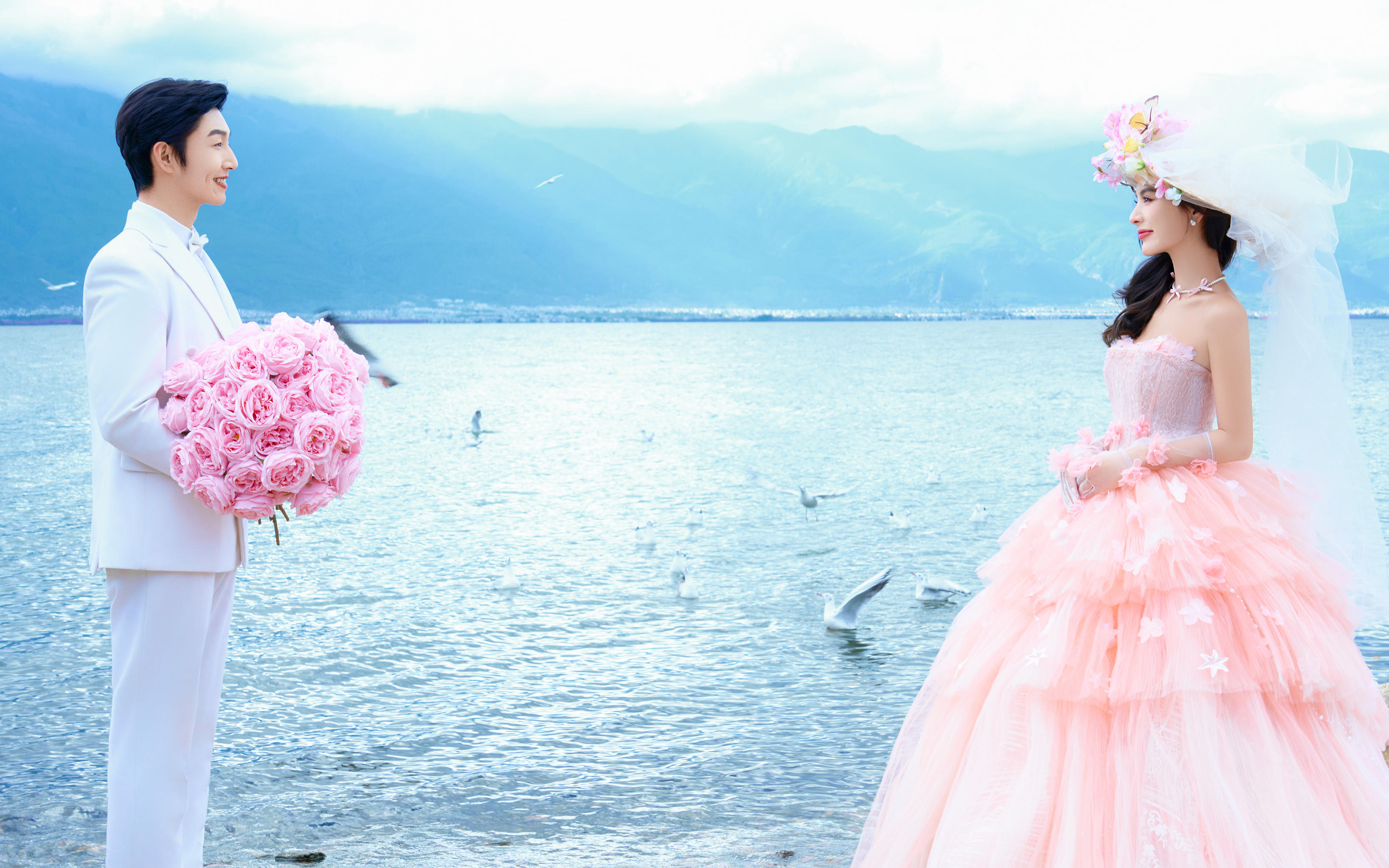 洱海偷喝了一口粉纱｜结果甜了一整天