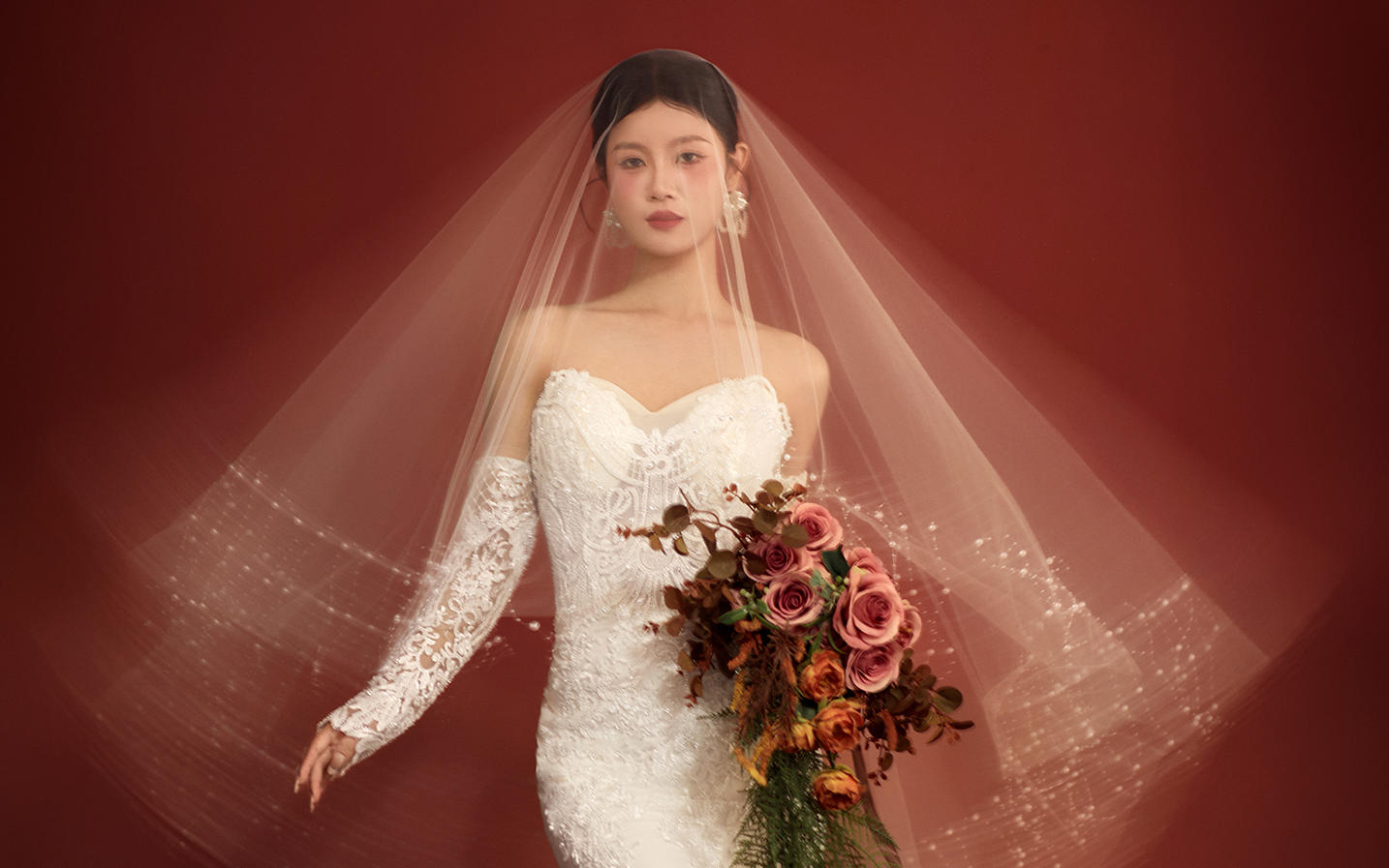 复古文艺鱼尾婚纱照