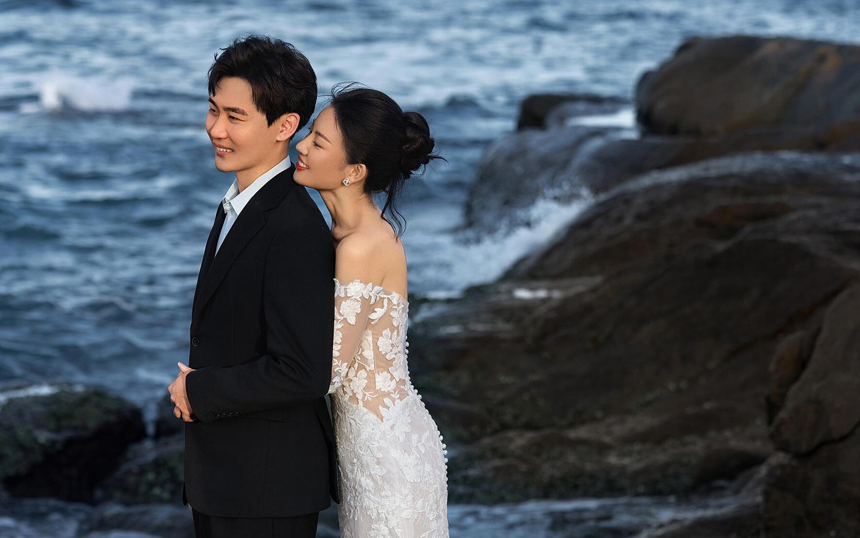 【又是美得没边！谁能拒绝海边婚纱照】