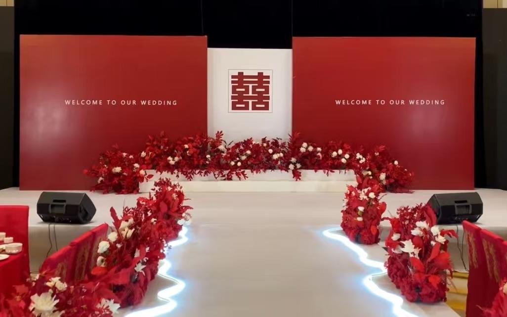 簡(jiǎn)約現(xiàn)代時(shí)尚派：線條光影，詮釋純粹且摩登的愛(ài)戀