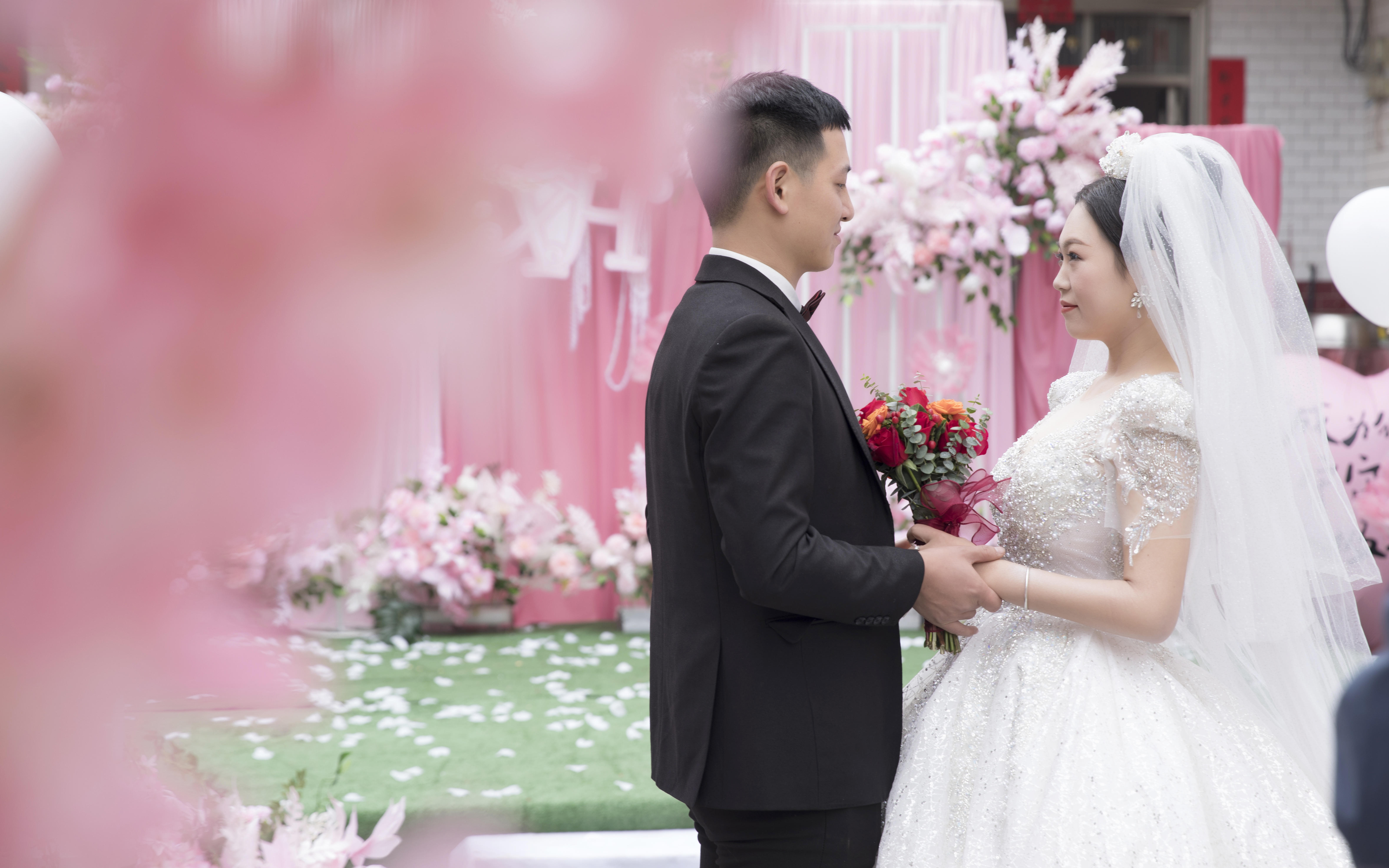 小院粉色小众婚礼