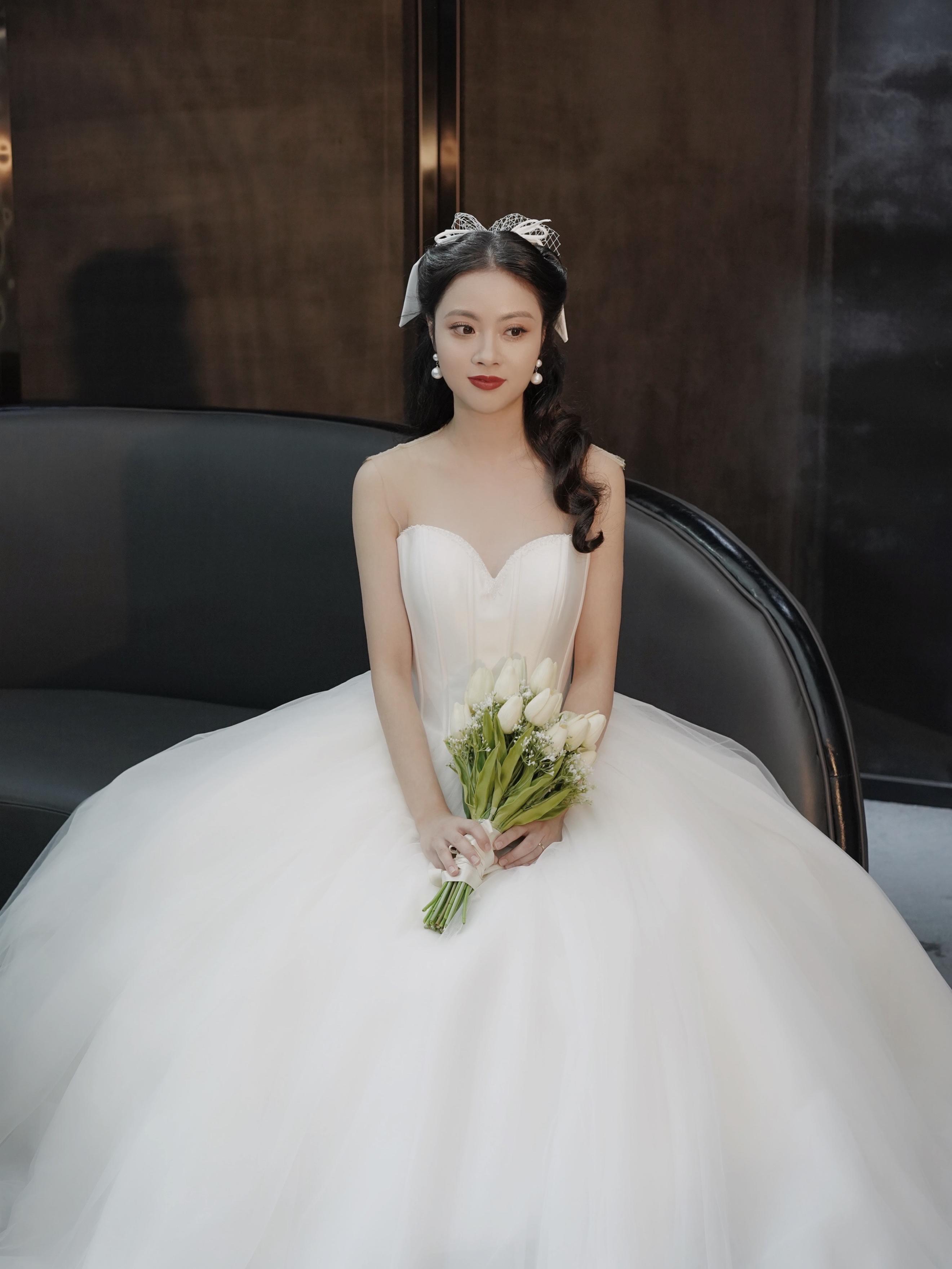 缎纱结合抹胸主纱