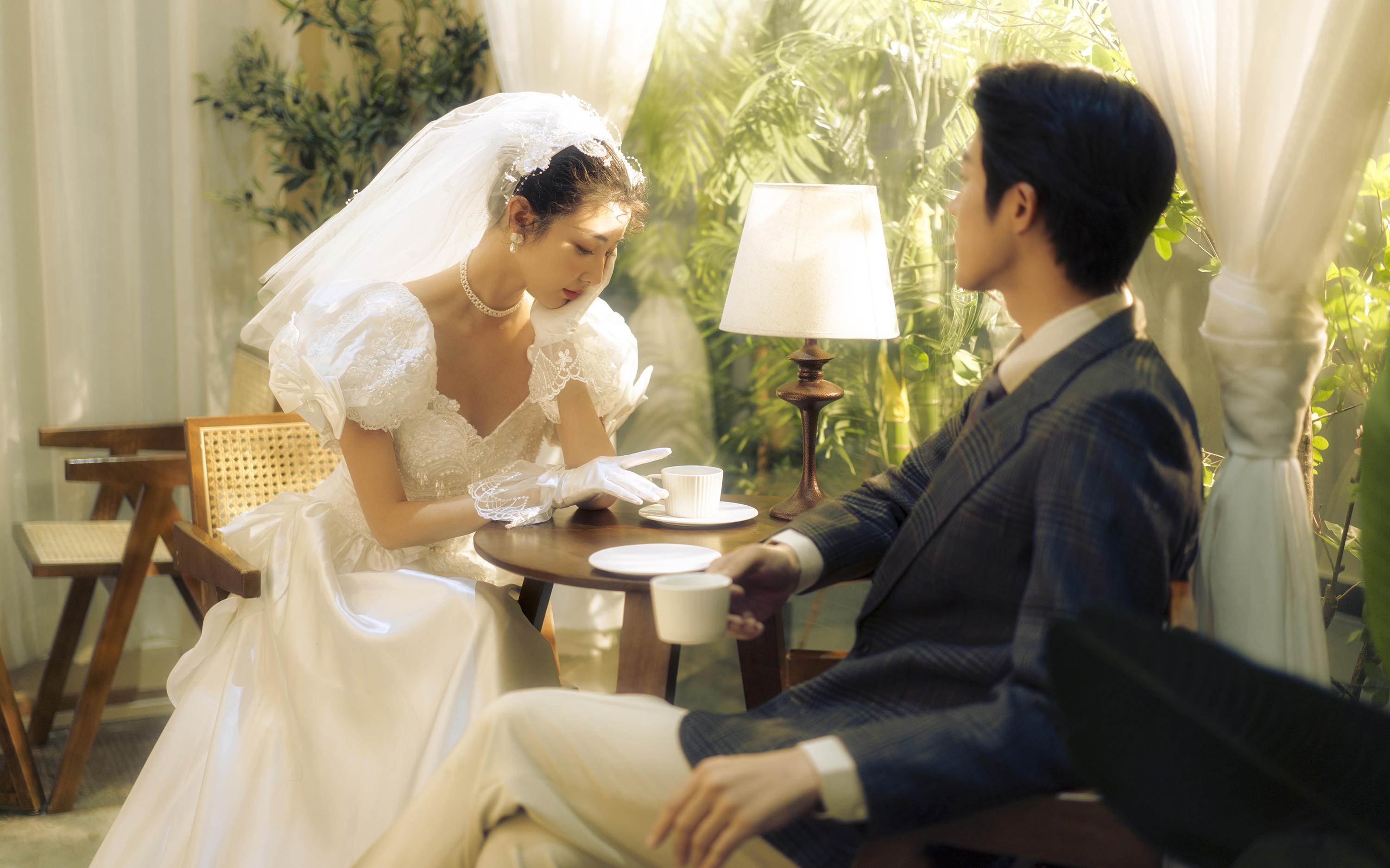 跟我一起沉浸在法式婚纱照的世界里