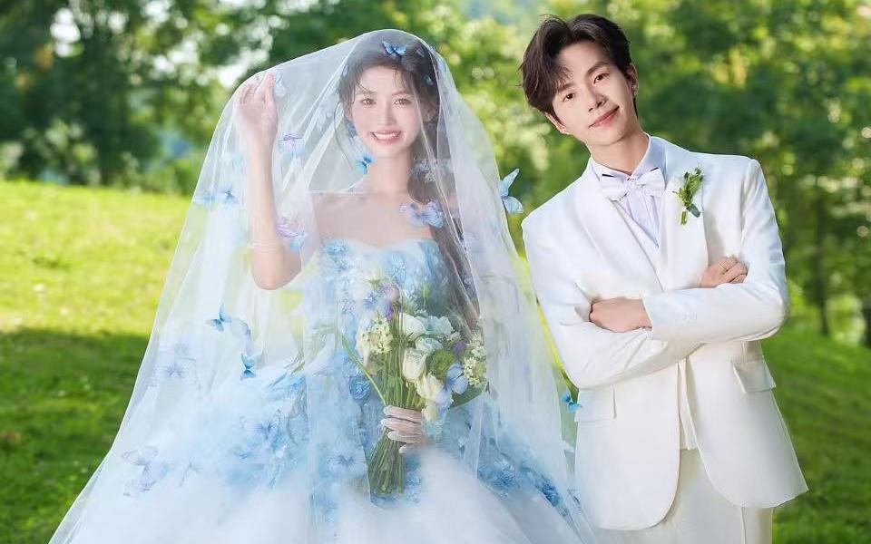 【花漾草坪婚紗照】