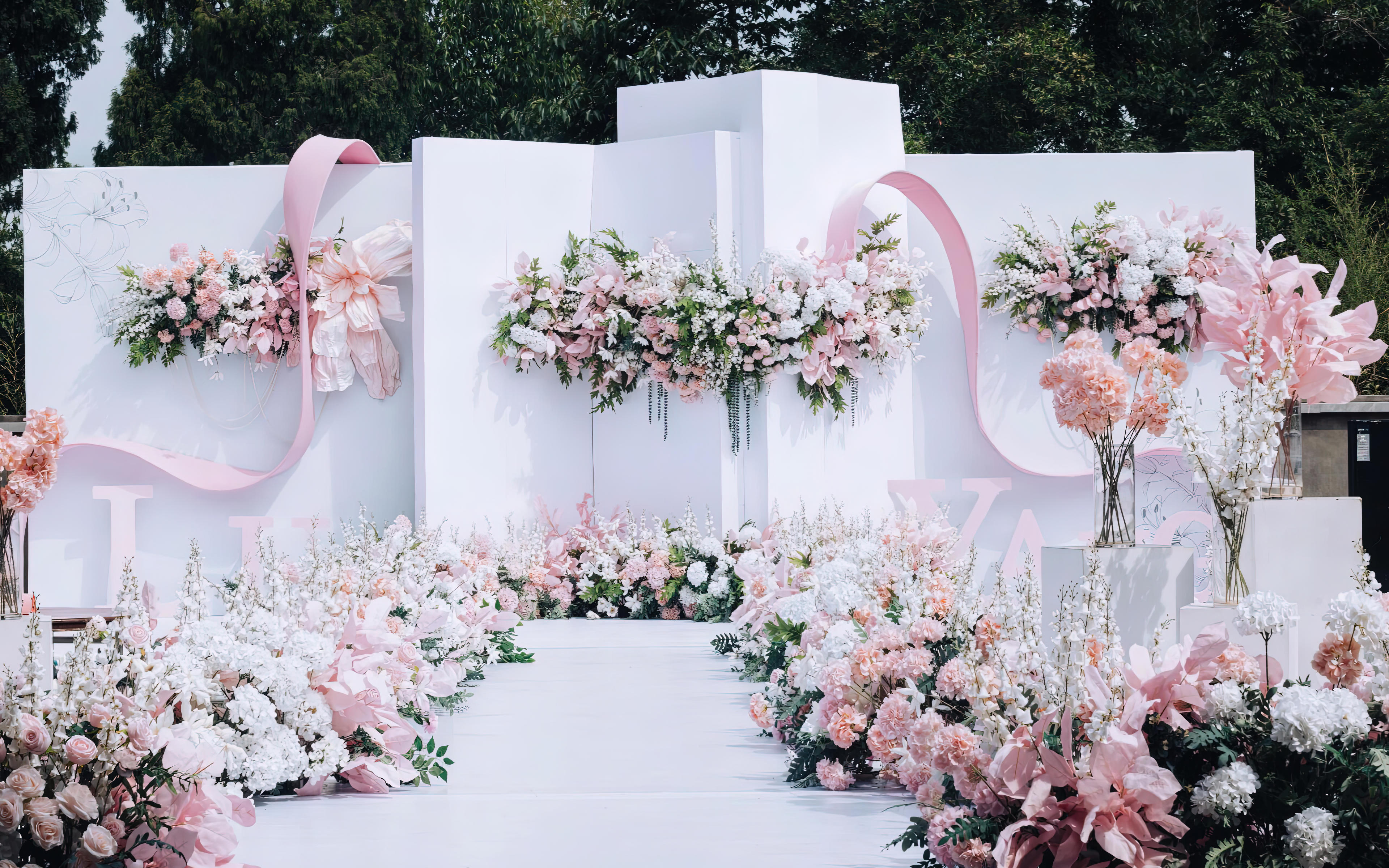 清新自然的户外浪漫婚礼｜苍南一站式小预算婚庆