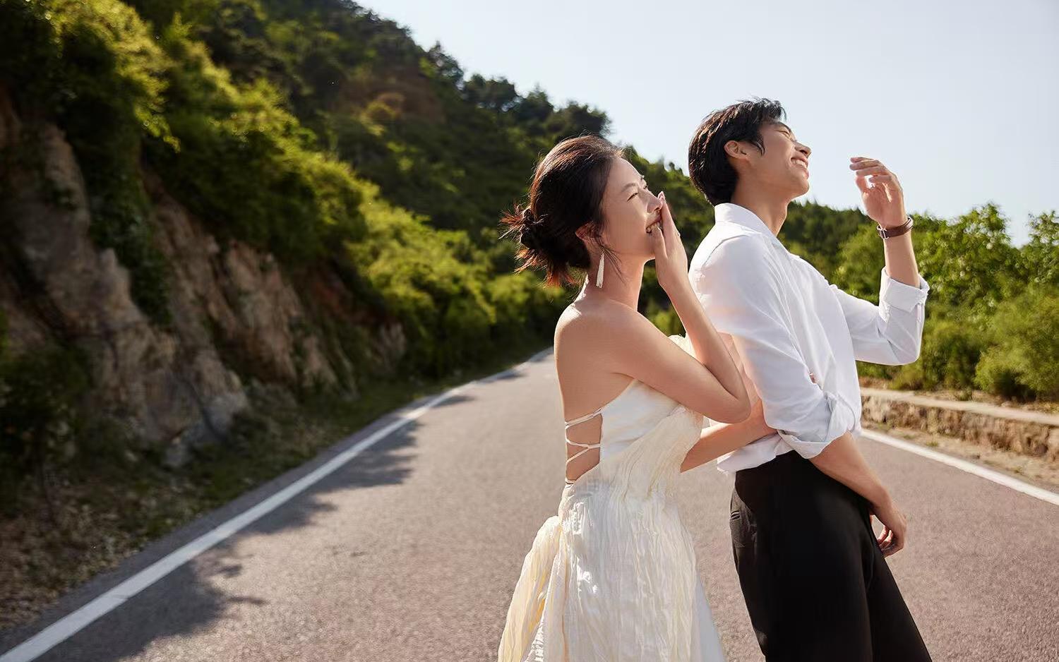 這就是理想中的森系紀(jì)實婚紗照吖