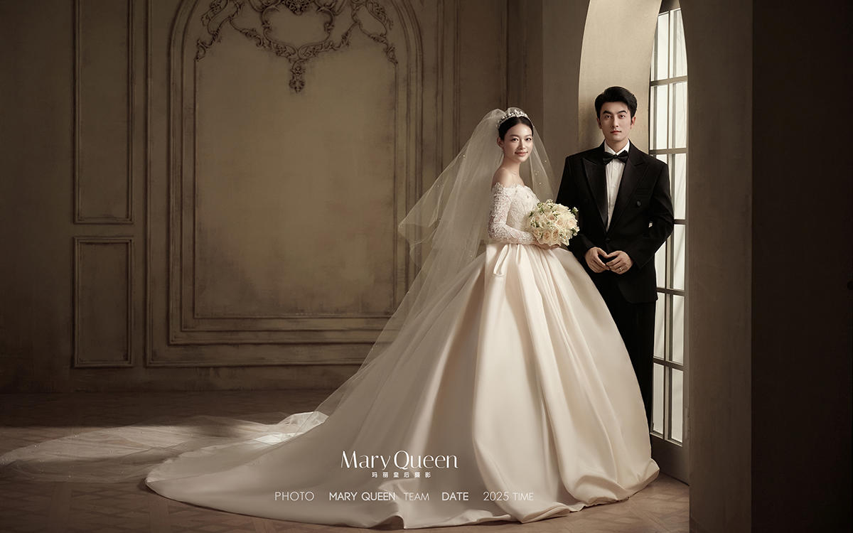 时光褶皱里的琥珀色情书 每一页都写满了深情与眷恋