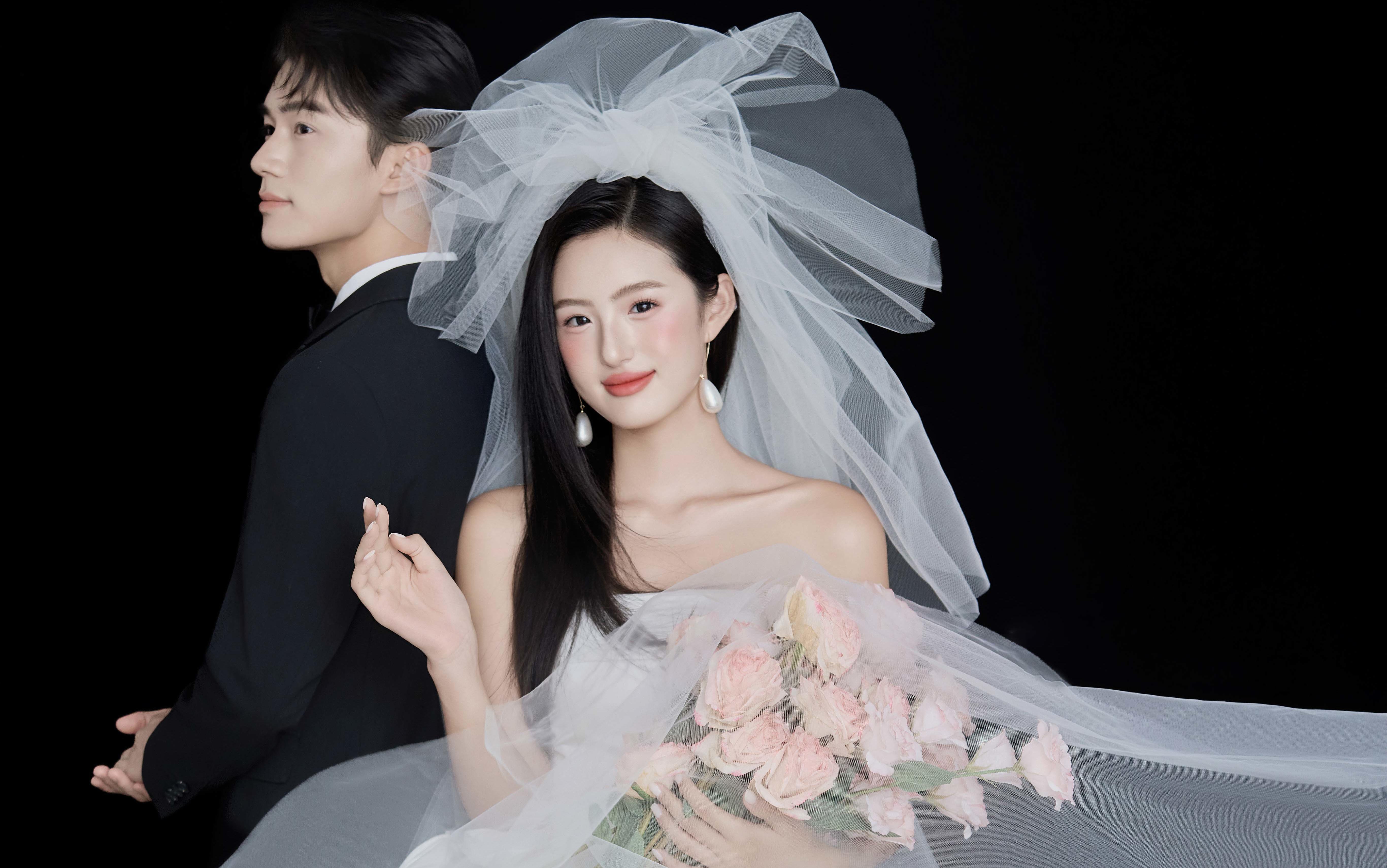 极简风  黑背景高定