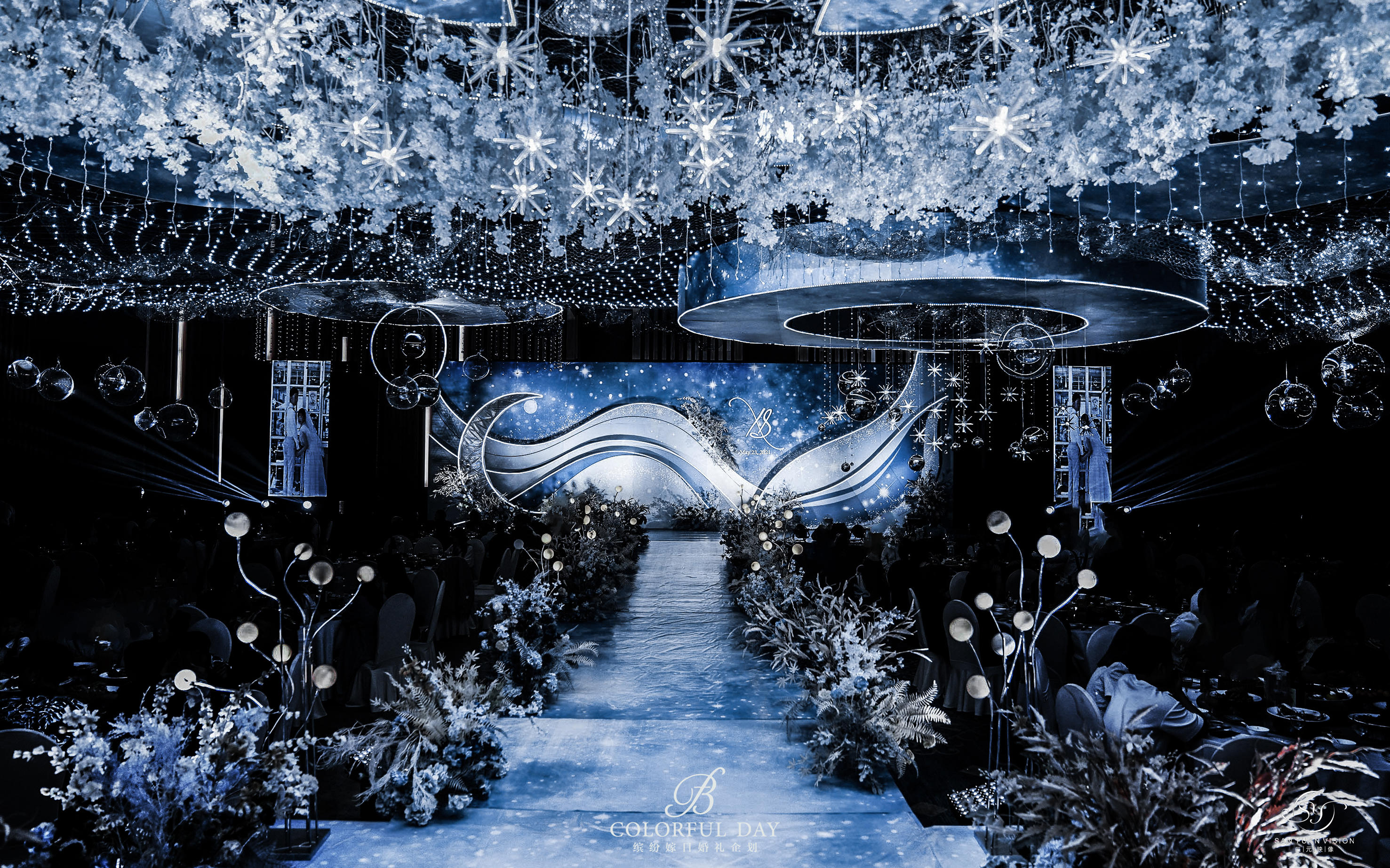 《冰莹雪境》月色与雪色之间 你是第三种绝色