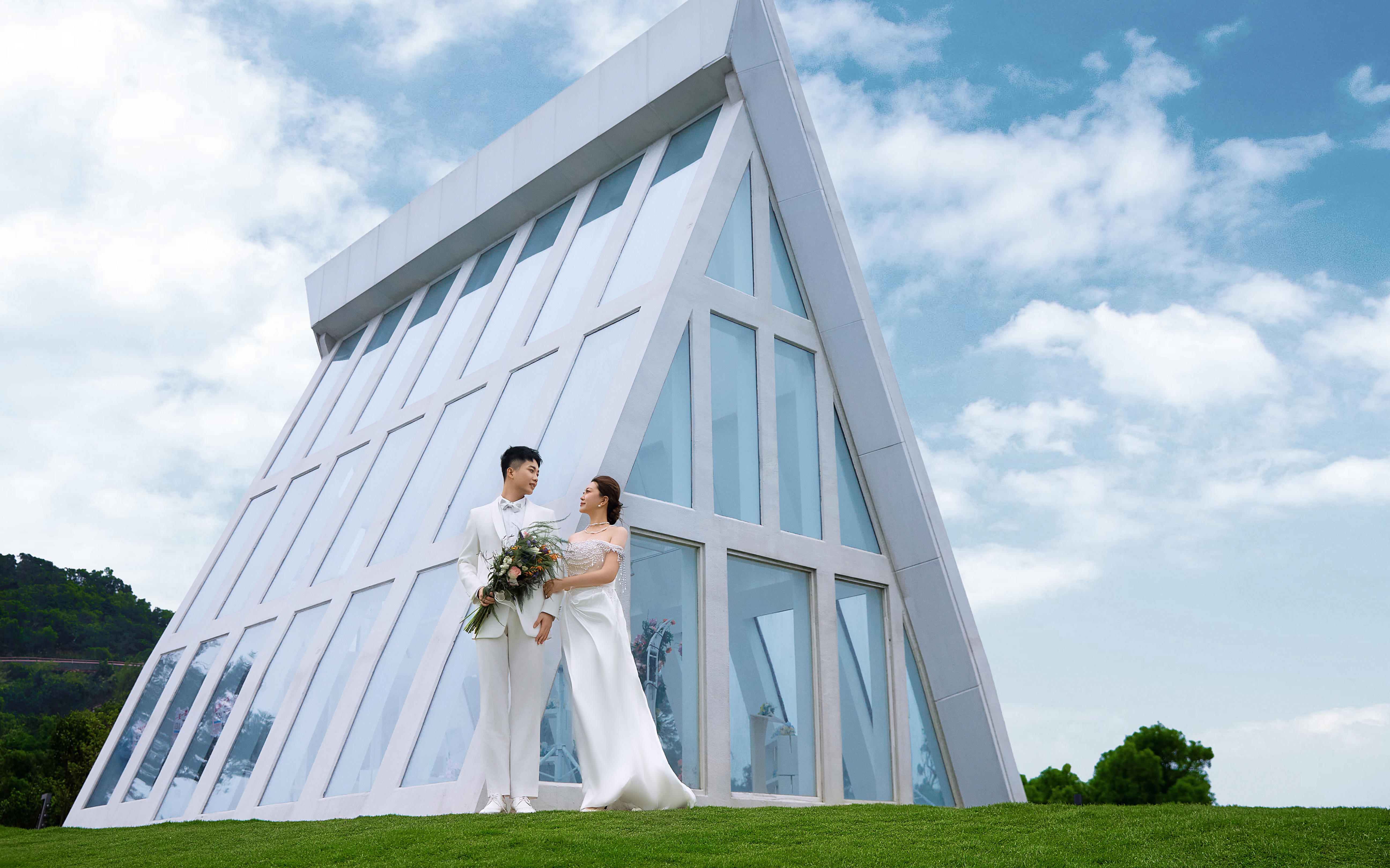 东澳岛教堂婚纱照