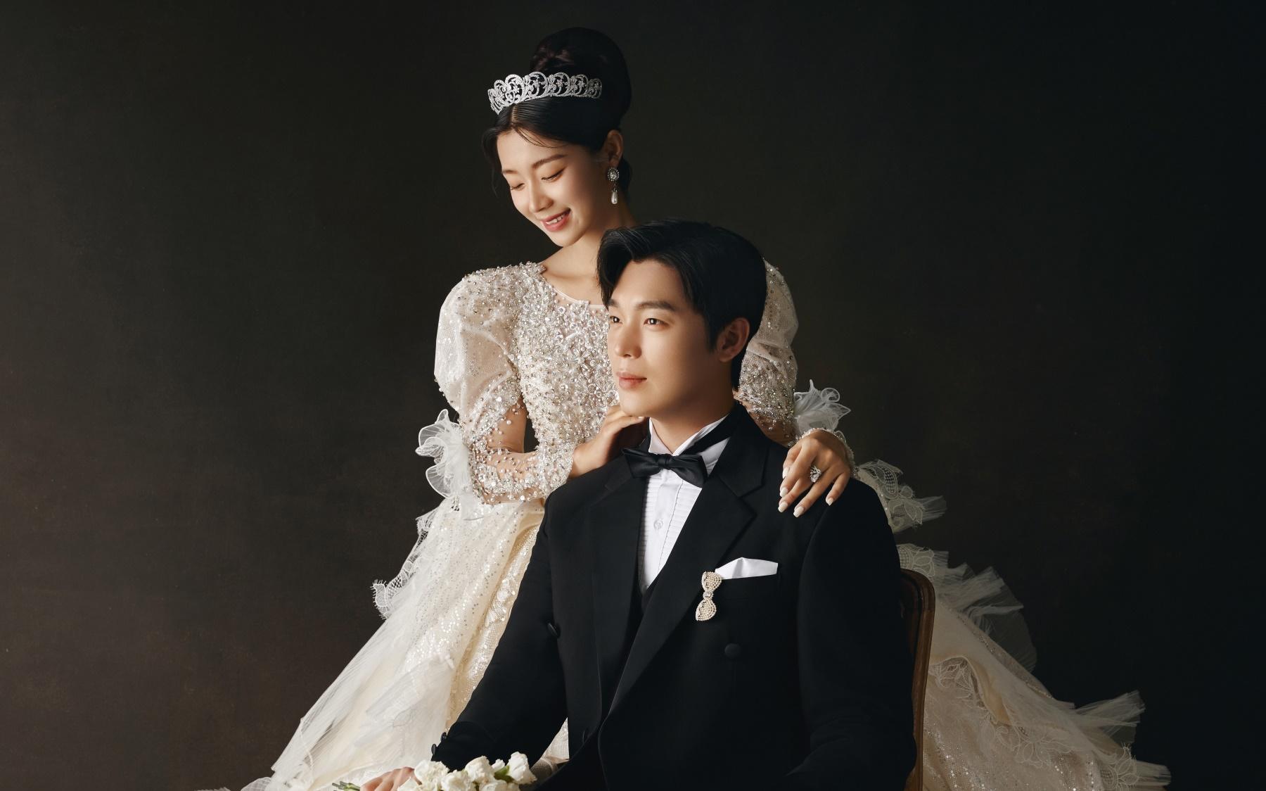 韩式内景复古婚纱照
