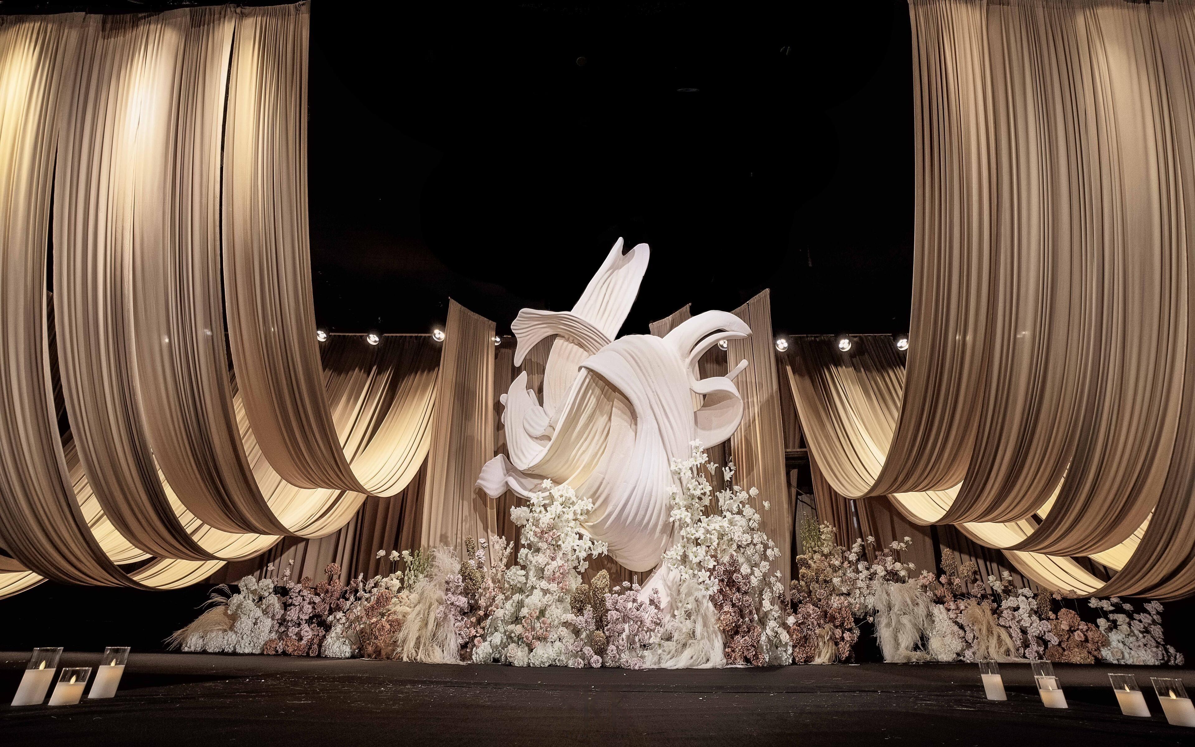 幔落澄明，歲月鎏金